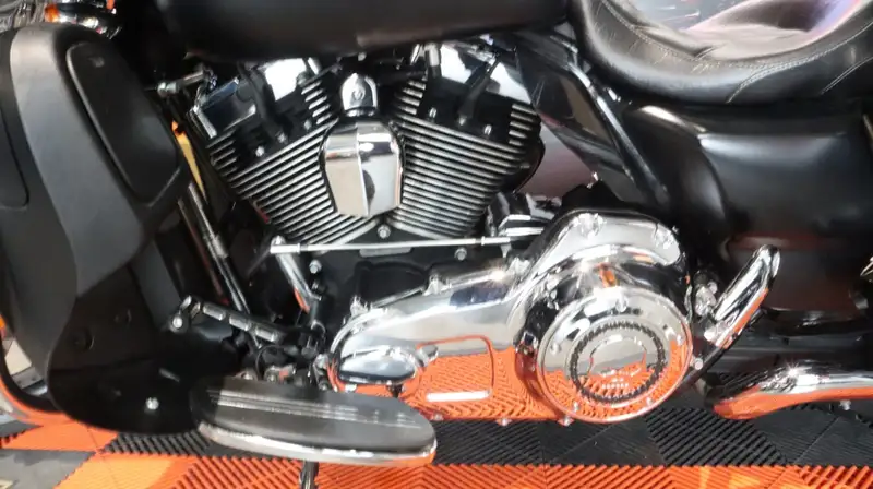 Harley-Davidson Street Glide - foto 4