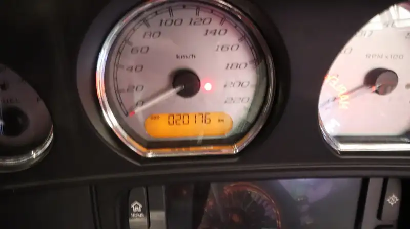 Harley-Davidson Street Glide - foto 5