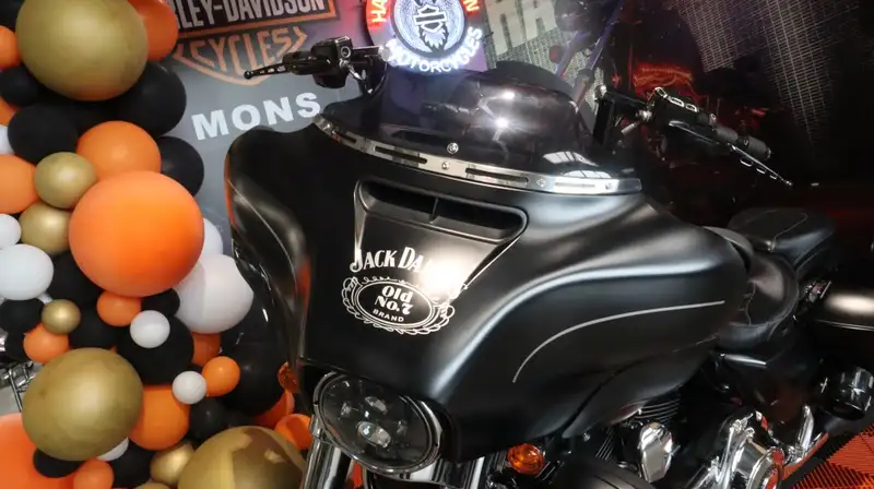 Harley-Davidson Street Glide - foto 2