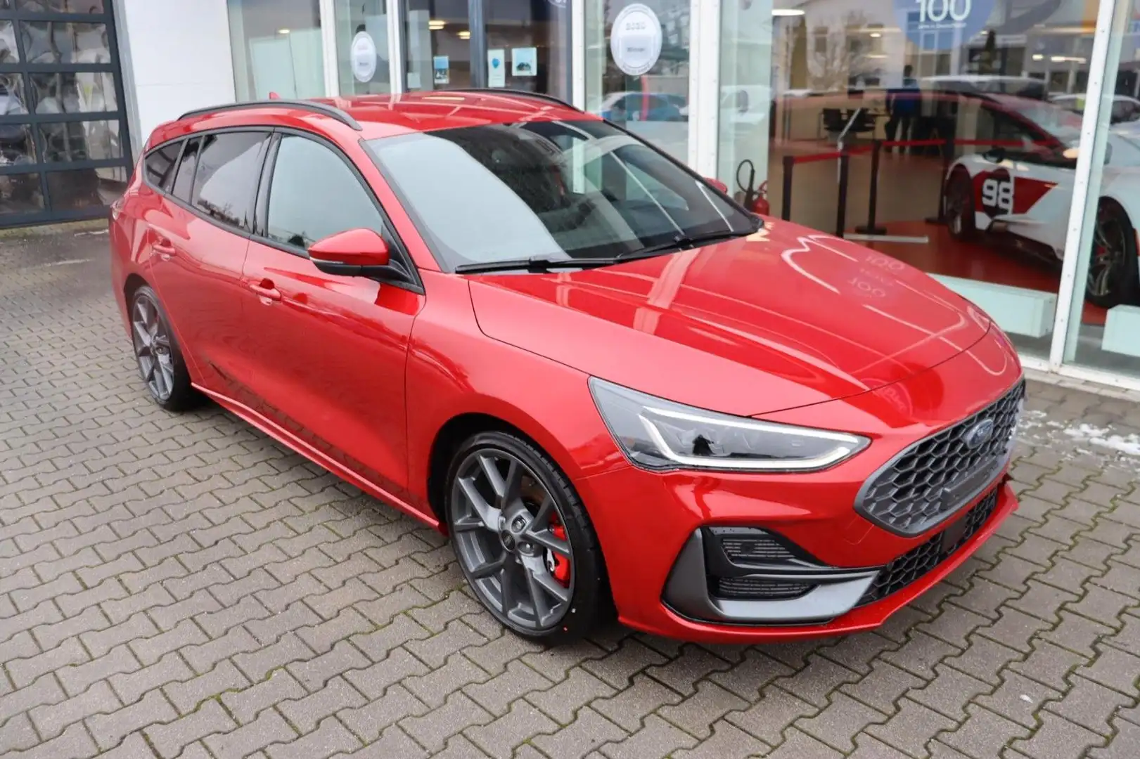 Ford Focus ST Turnier X 2.3 EcoBoost 4,99% FIN* AHK Roşu - 2