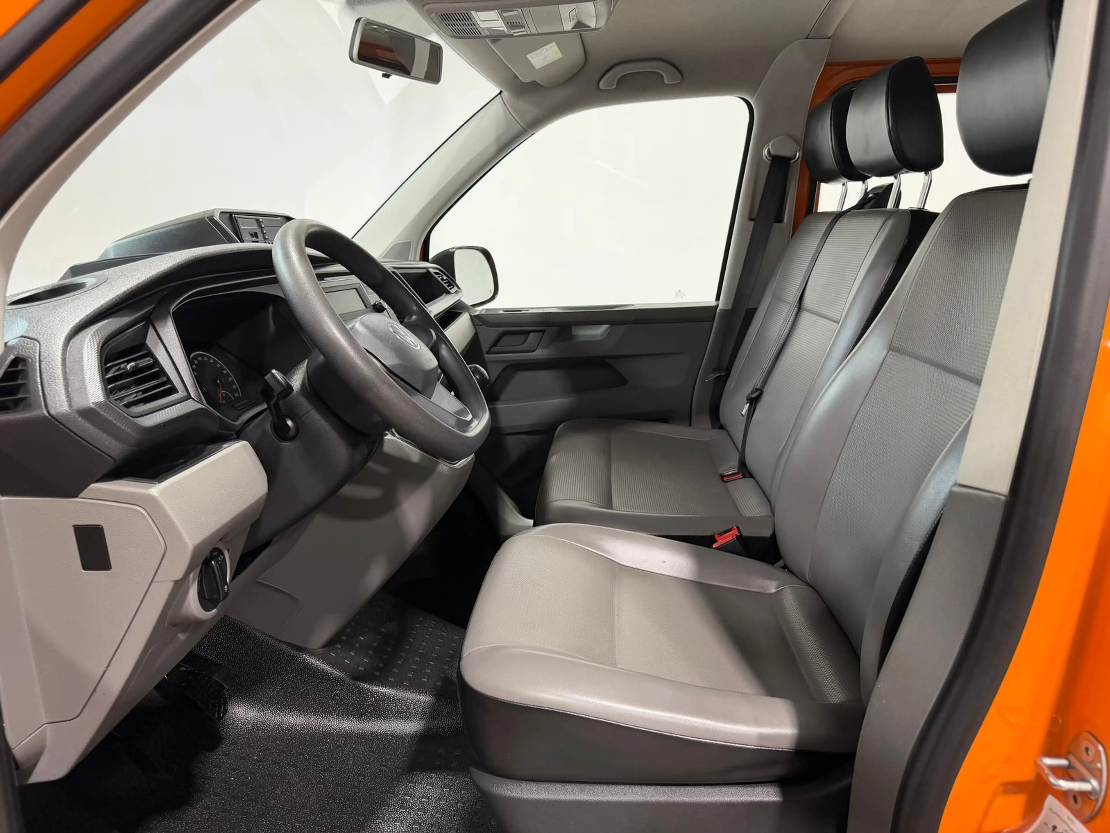 Volkswagen T6.1 Transporter T6.1 Pritsche-Doka (6-Si.),Klima,Radio,AHK — photo 12