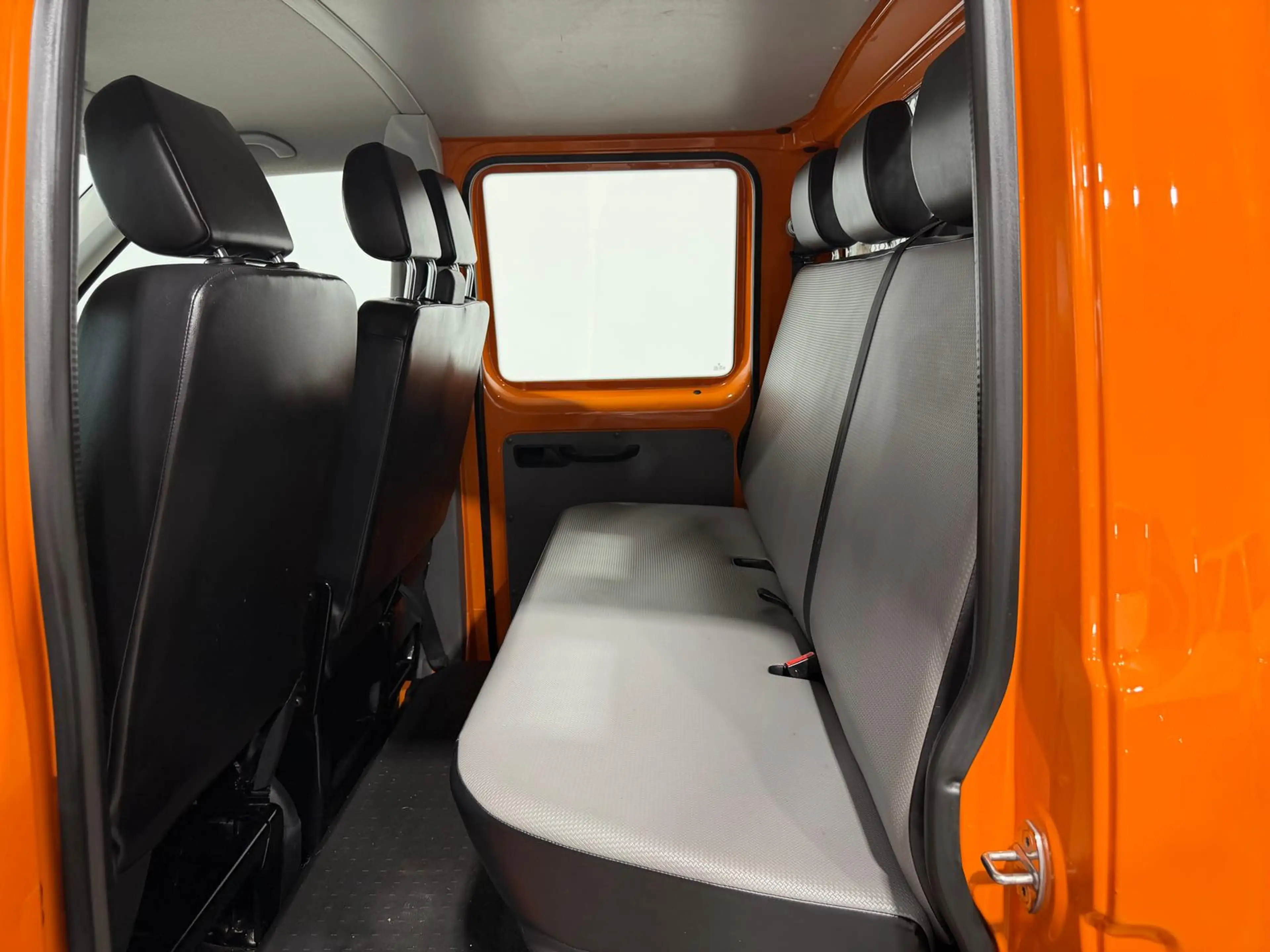 Volkswagen T6.1 Transporter T6.1 Pritsche-Doka (6-Si.),Klima,Radio,AHK — photo 5