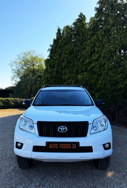 Toyota Land Cruiser 3.0 D-4D 190 CV 4X4 GARANTIE 1 AN CLIM AUTO KEYLESS 67.000 KM !!!! — photo 8
