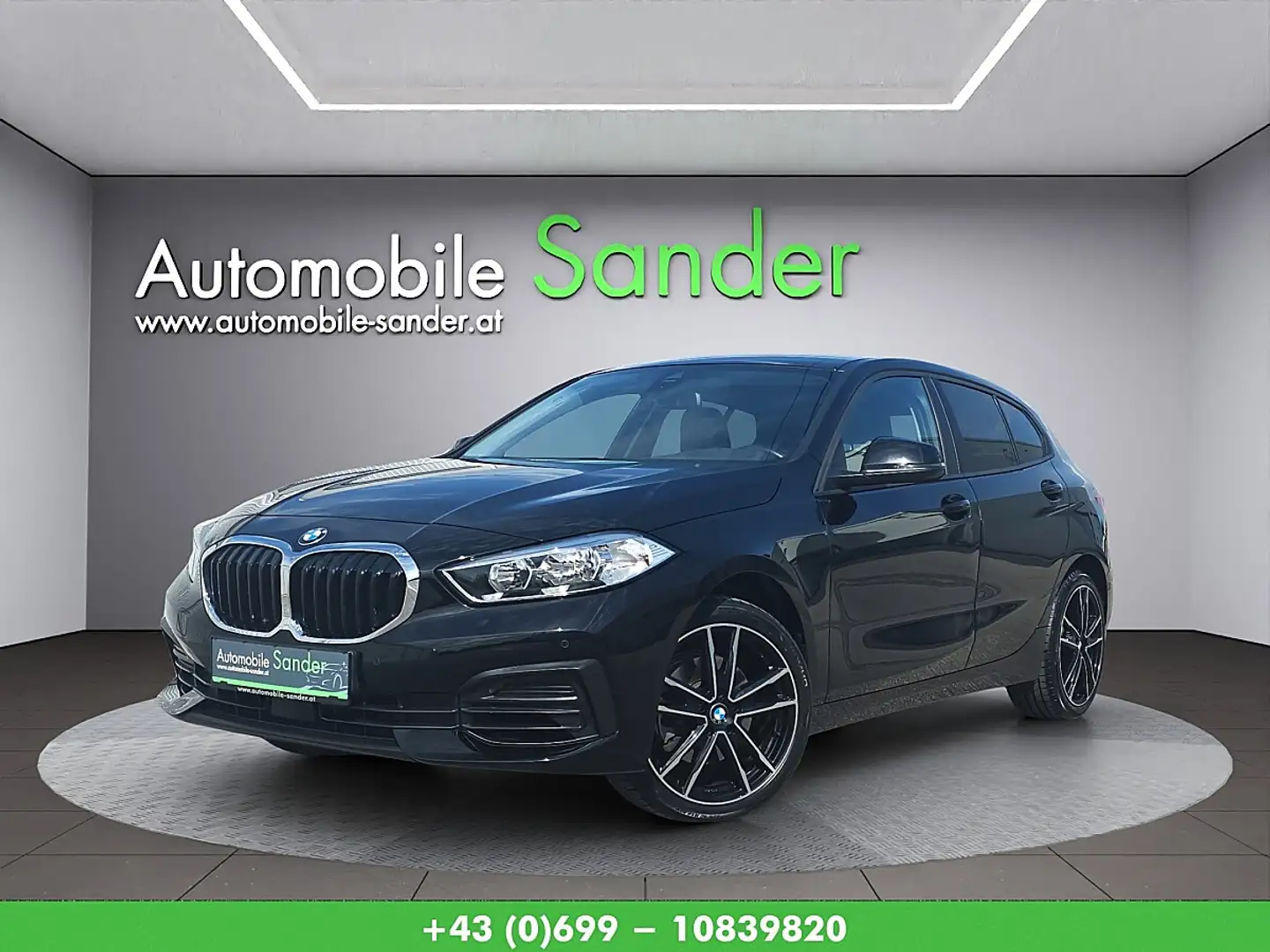 BMW 116 i Aut. Advantage *LED / NAVI / 18 ZOLL / 1.BESITZ* Schwarz - 1
