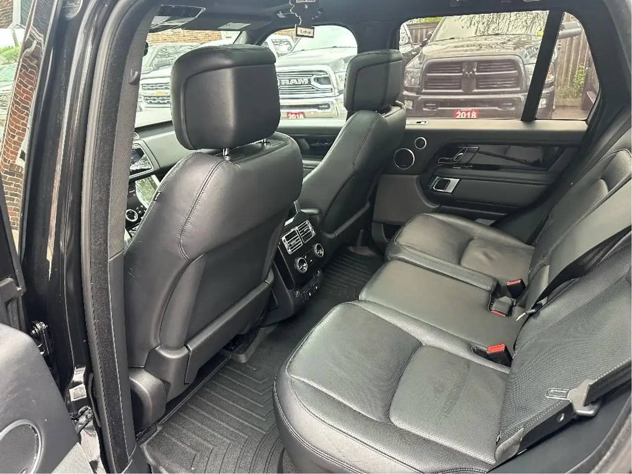 Land Rover Range Rover снимка Land Rover Range Rover