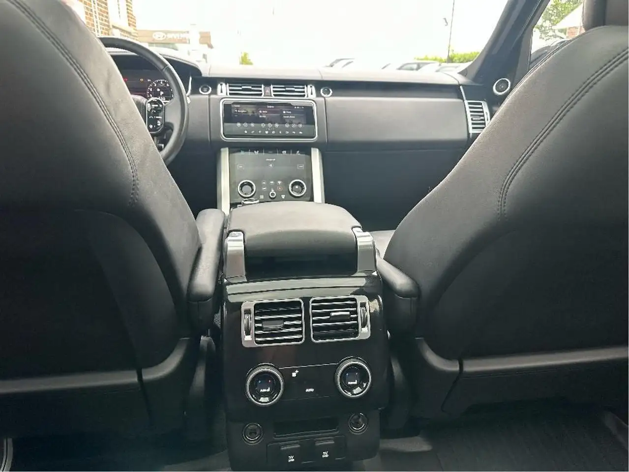 Land Rover Range Rover снимка Land Rover Range Rover