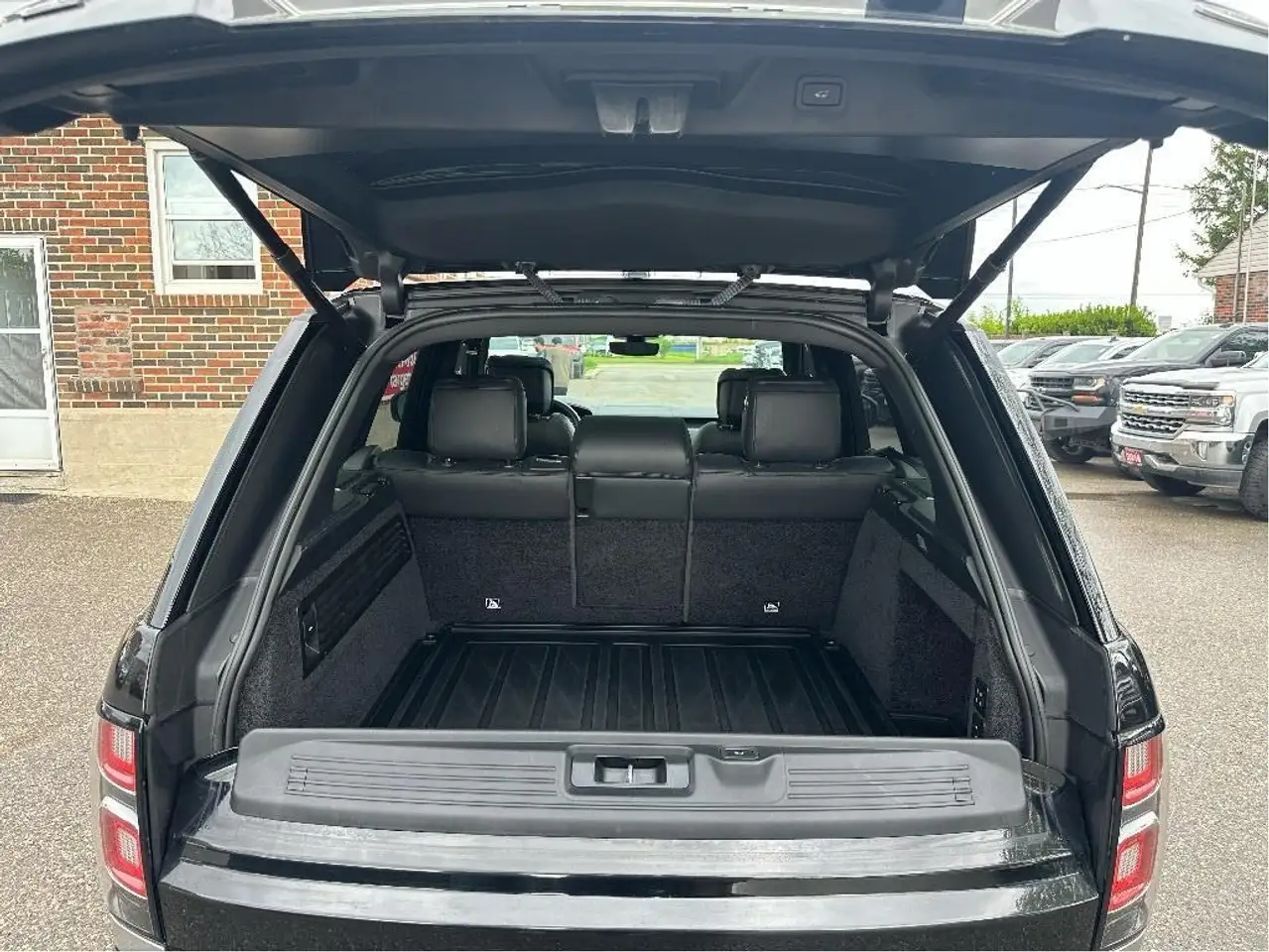 Land Rover Range Rover снимка Land Rover Range Rover