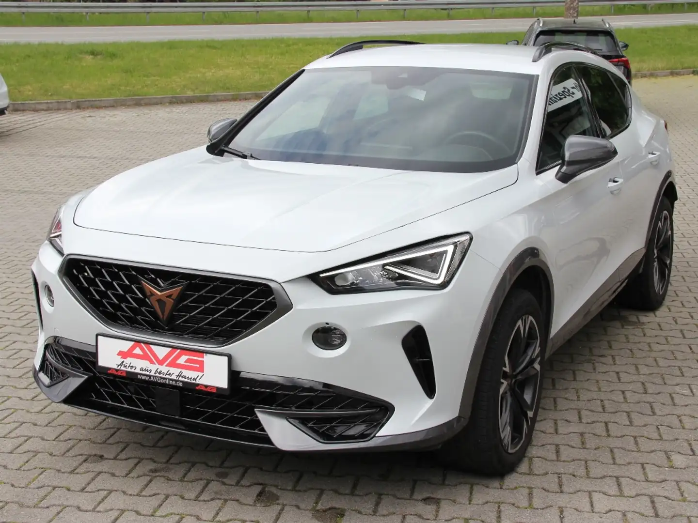 CUPRA Formentor DSG VOLL-LED AdapTempomat NAVI CAM Blanc - 2