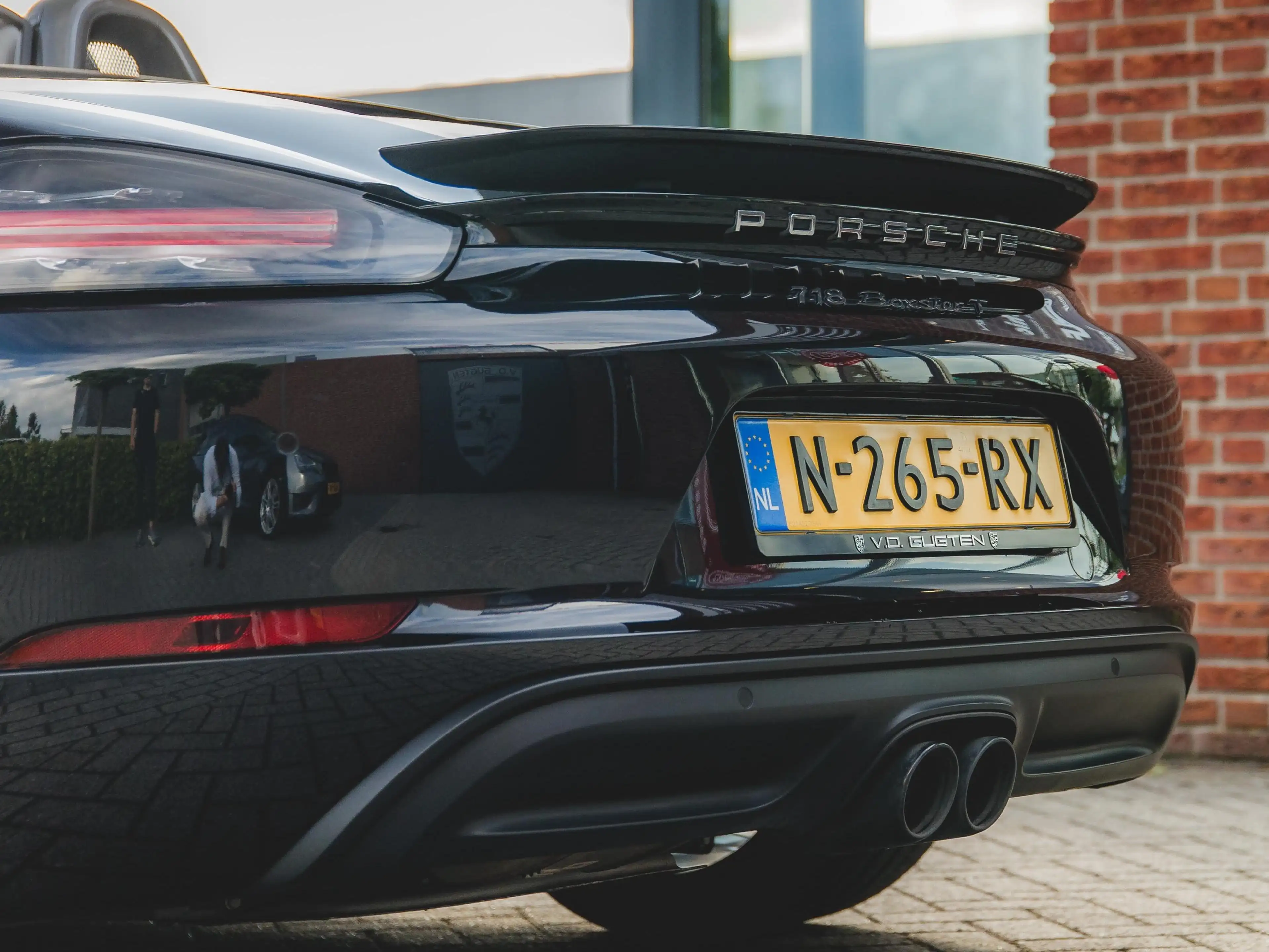 Porsche 718 2.0 T — photo 11
