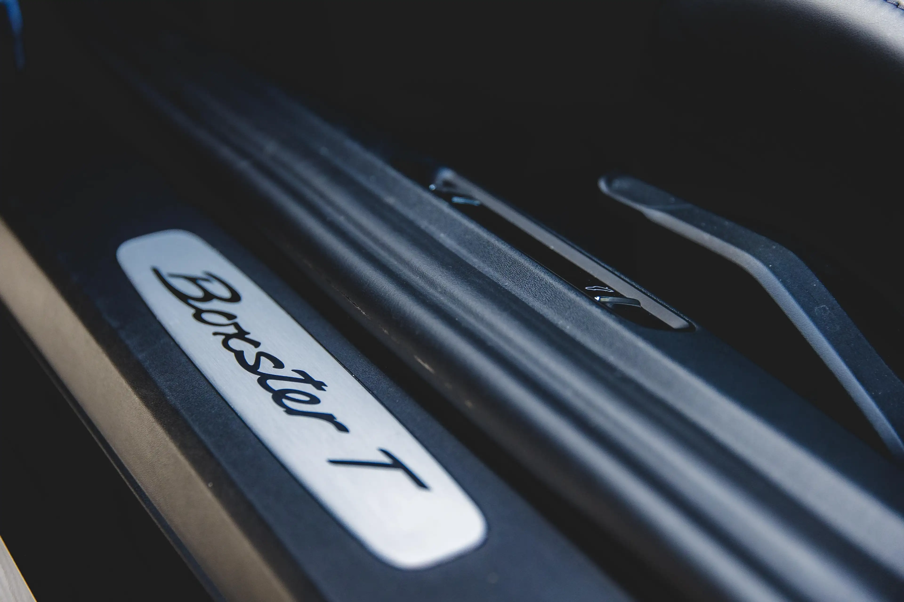 Porsche 718 2.0 T — photo 2