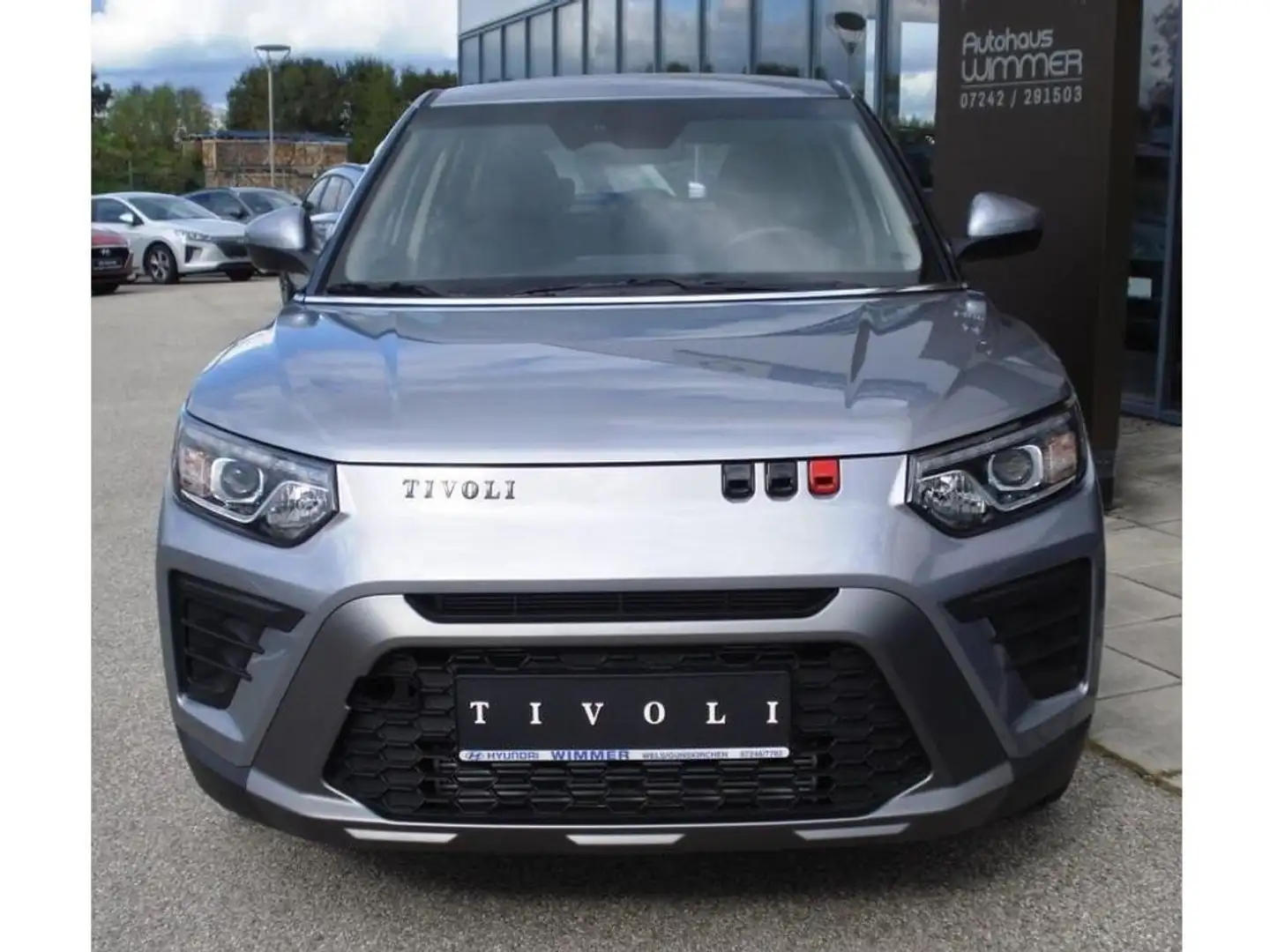 KGM Tivoli 1.5 GDI Style Grau - 2