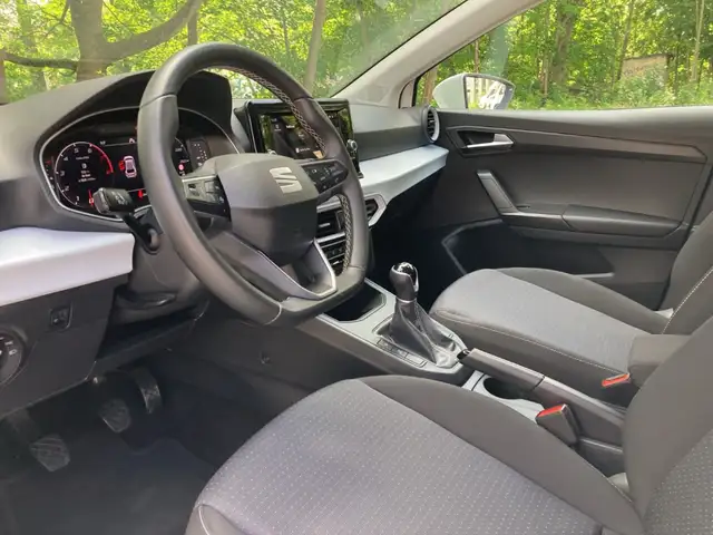 SEAT Ibiza view 10