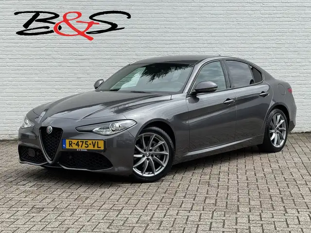 Alfa Romeo Giulia 2.0T Sprint Leder elektrisch+verwarmd Stuurverw Ca