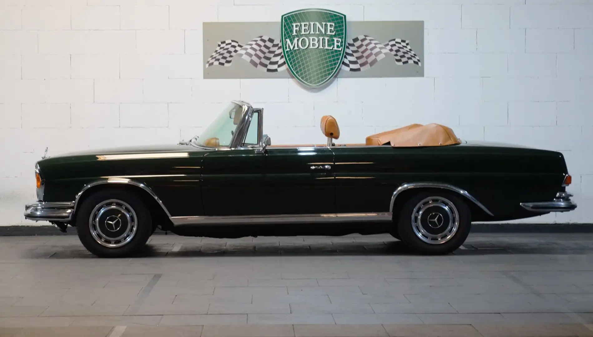 Mercedes-Benz 280 SE Cabrio 6.9-Liter-V8, Spezialumbau - Top! Vert - 2