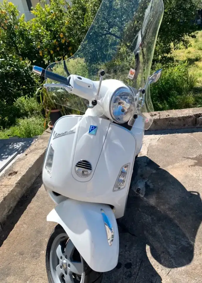 Piaggio GTS 250