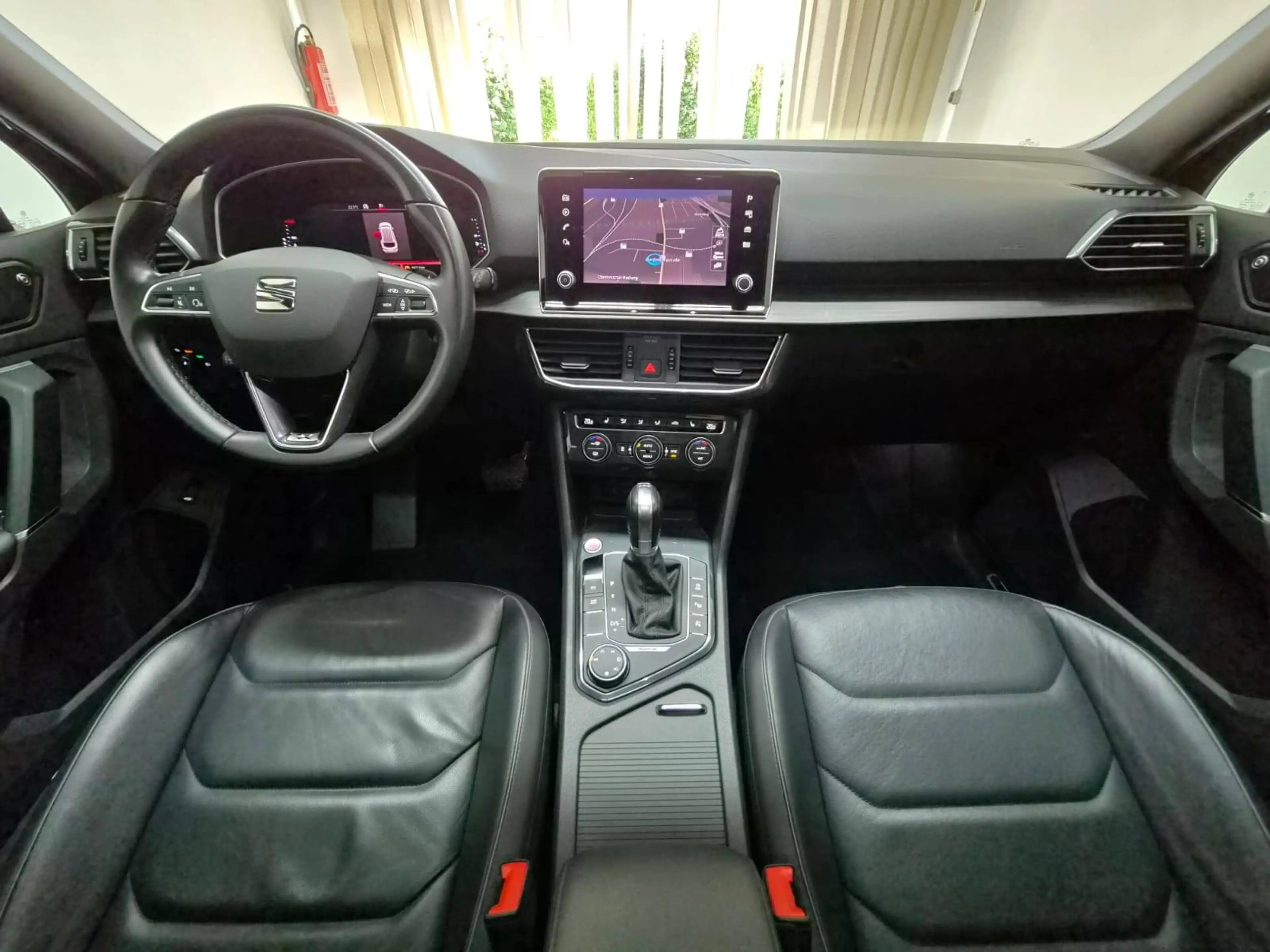 SEAT Tarraco 2.0 TSI 4Drive 7Si. LED Panorama Leder 19" — photo 22