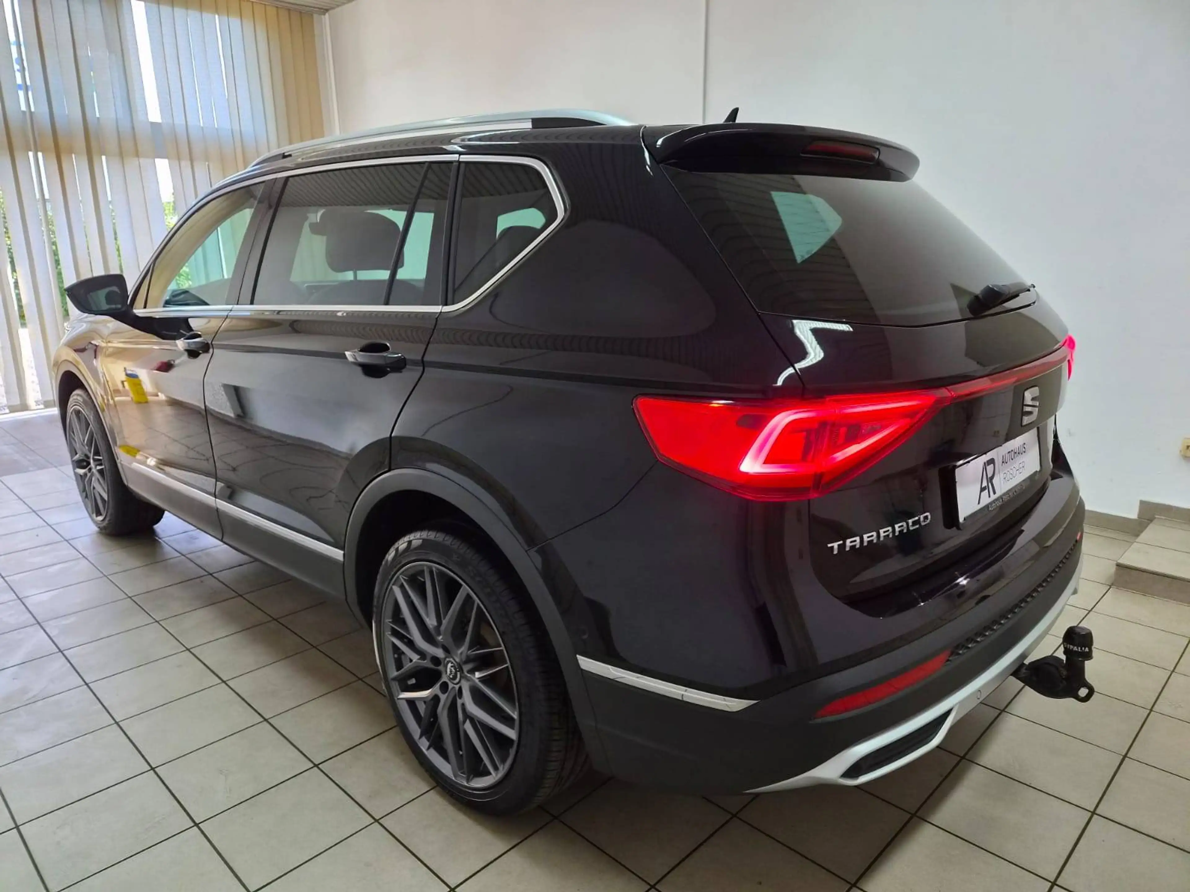 SEAT Tarraco 2.0 TSI 4Drive 7Si. LED Panorama Leder 19" — photo 2