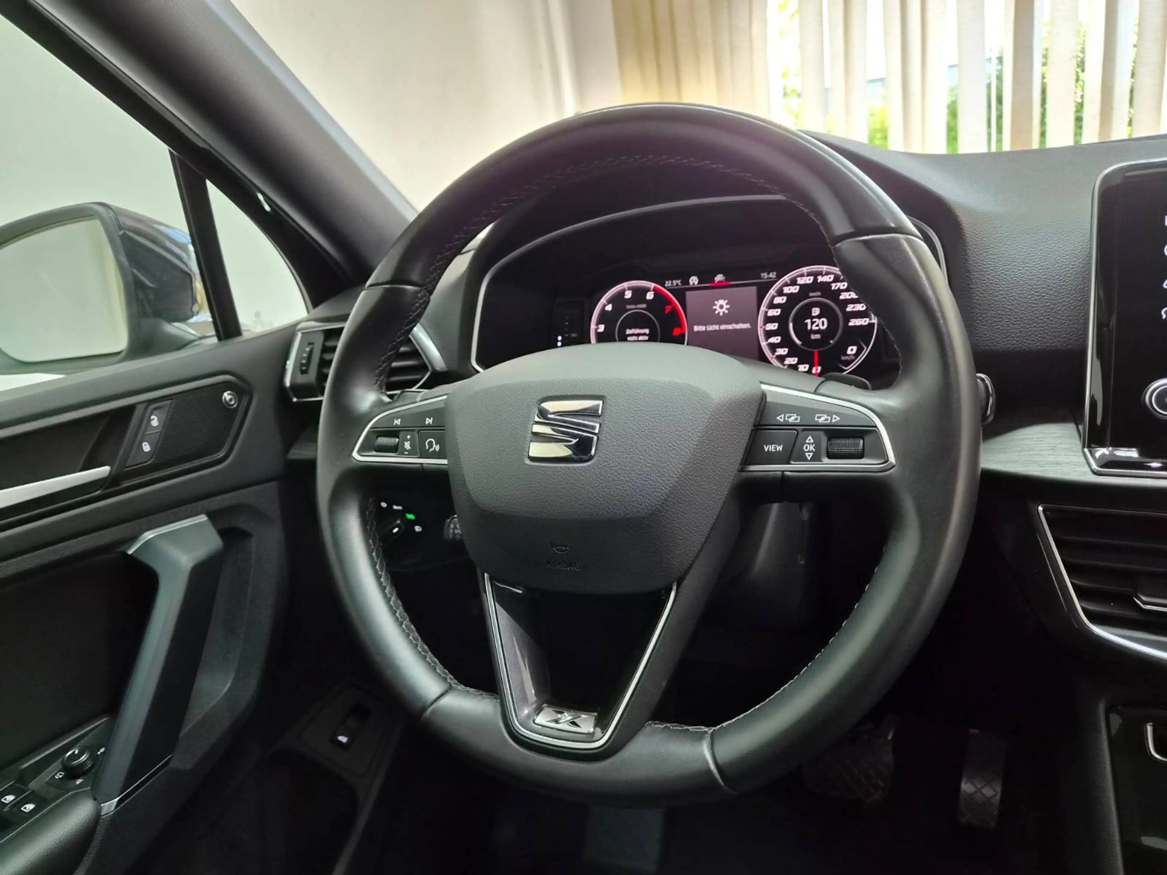 SEAT Tarraco 2.0 TSI 4Drive 7Si. LED Panorama Leder 19" — photo 13