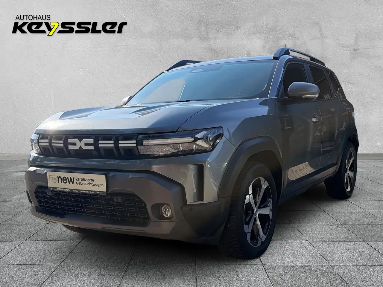 Dacia Duster E-TECH Full Hybrid 140 Journey — photo 1 of 15