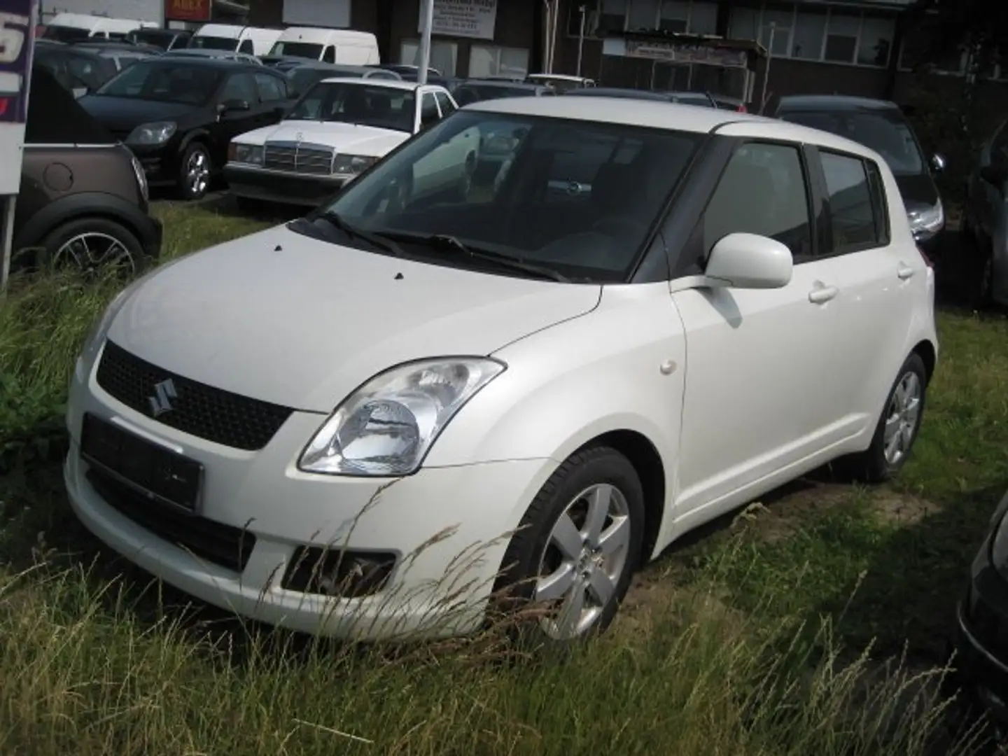Suzuki Swift Snow (5-trg.) Alb - 1