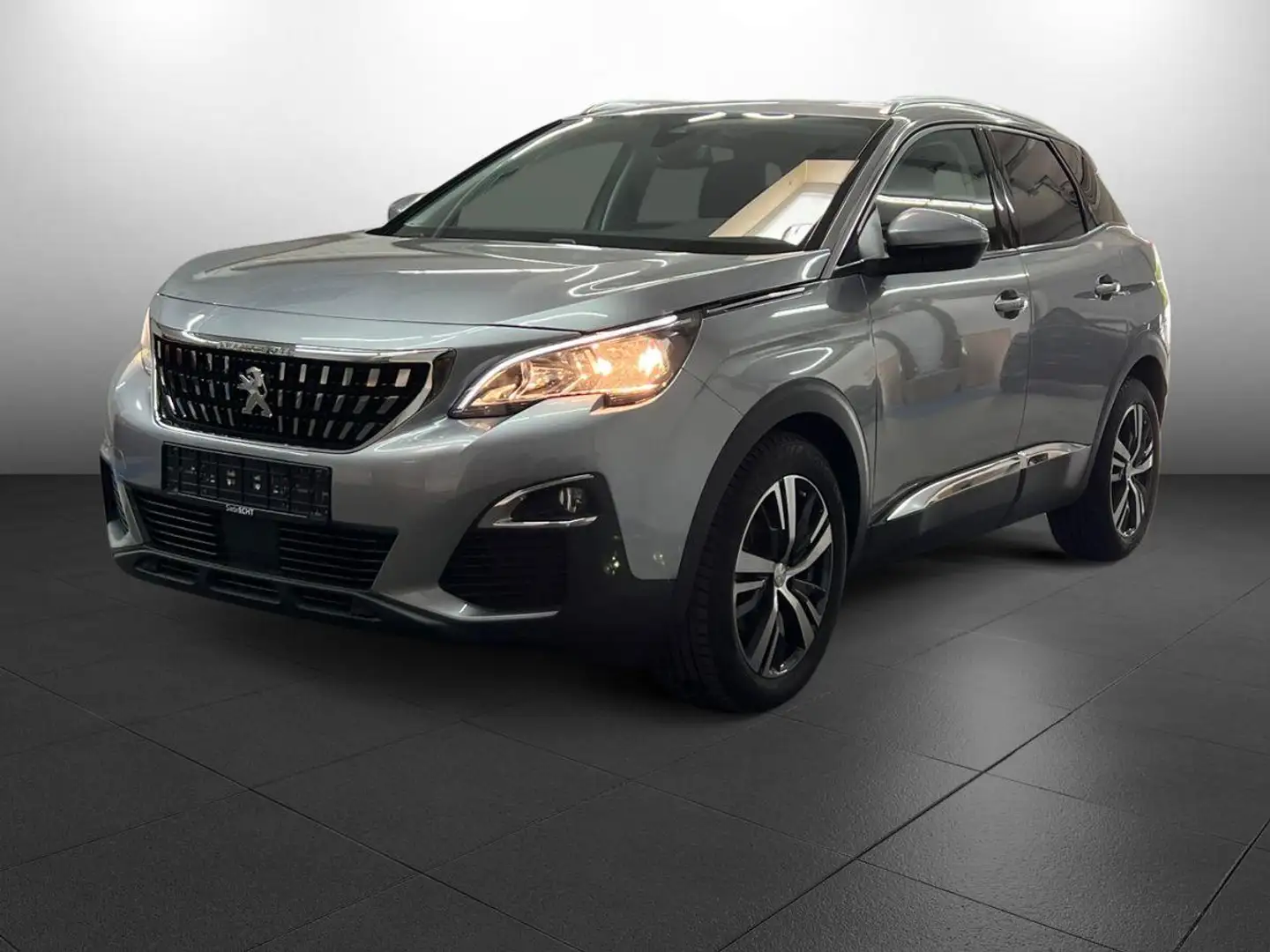 Peugeot 3008 Active 1.2*NAVI*SHZ*RFK*uvm Grau - 1