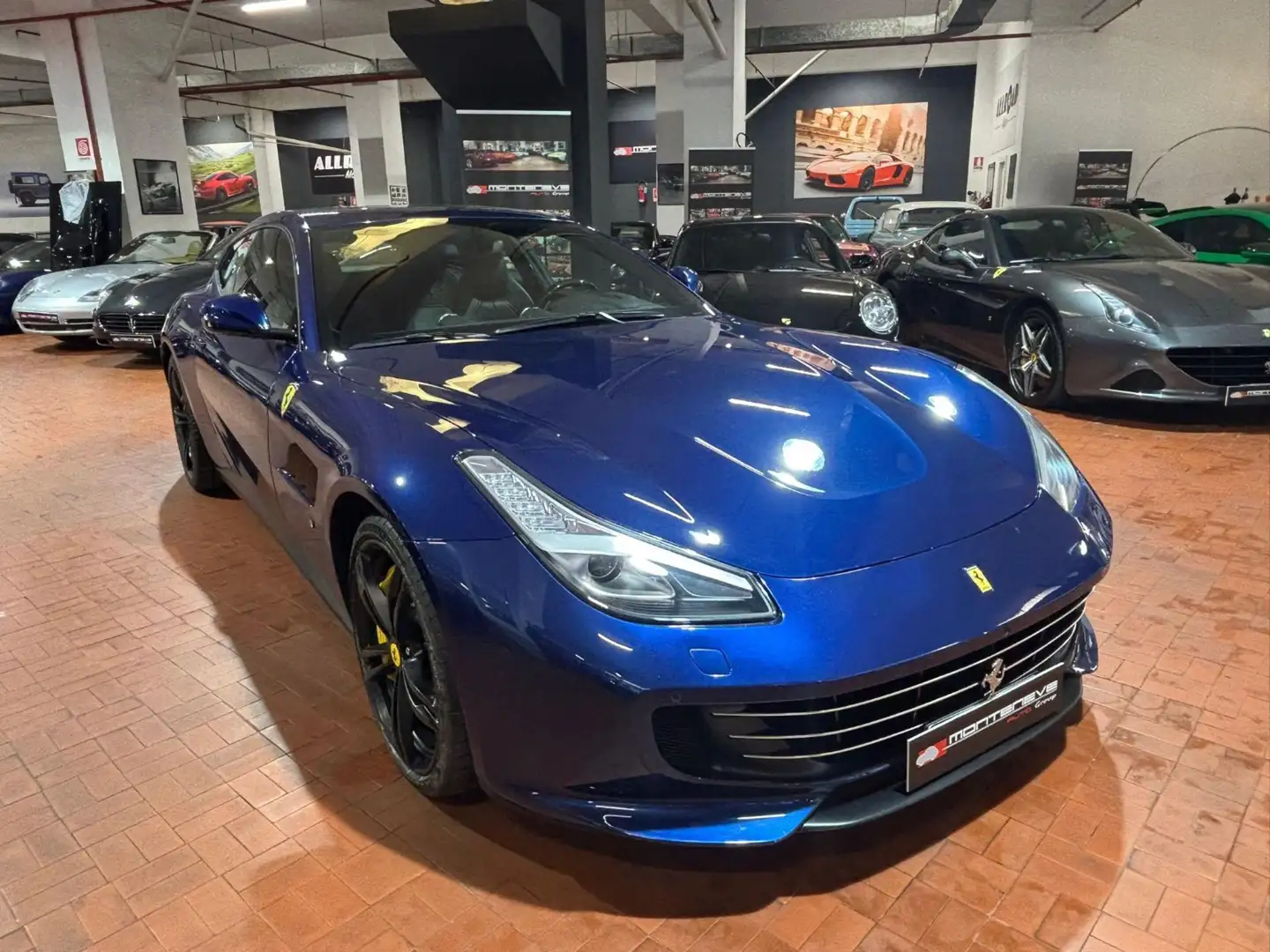 Ferrari GTC4 Lusso GTC4Lusso V12 ALCANTARA-CARBONIO-WARRANTY 04/2027 Blu/Azzurro - 1