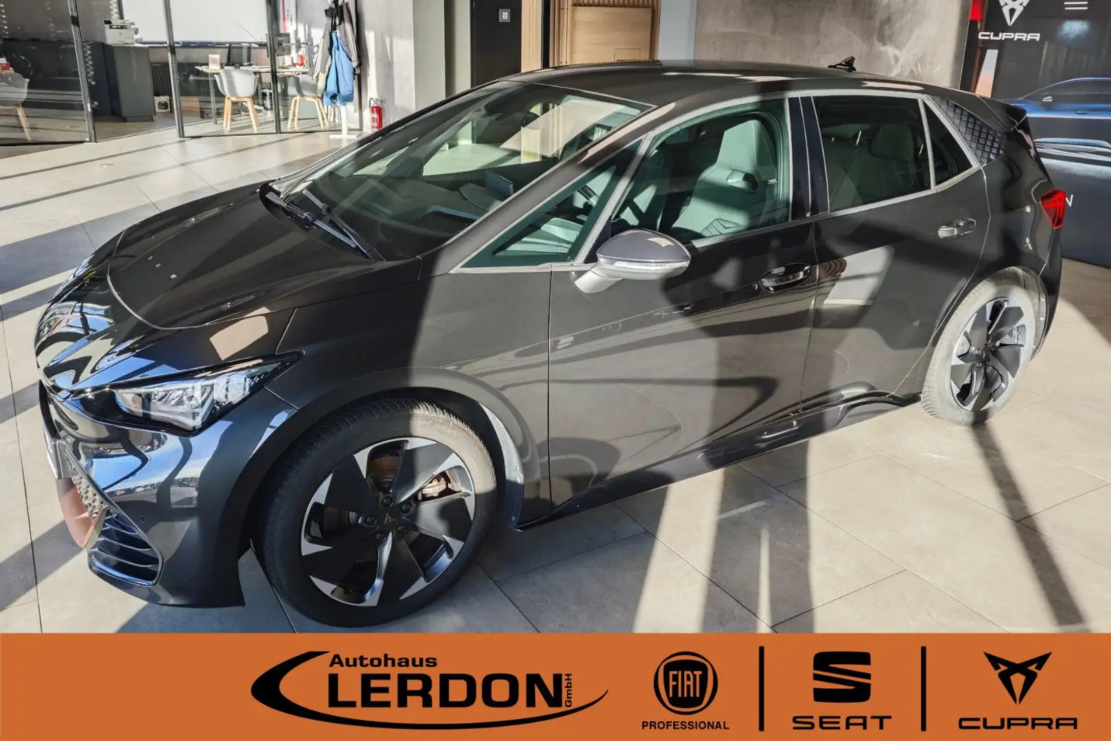 CUPRA Born 204 PS 58kWh Headup|Wärmepumpe|ACC Gris - 1