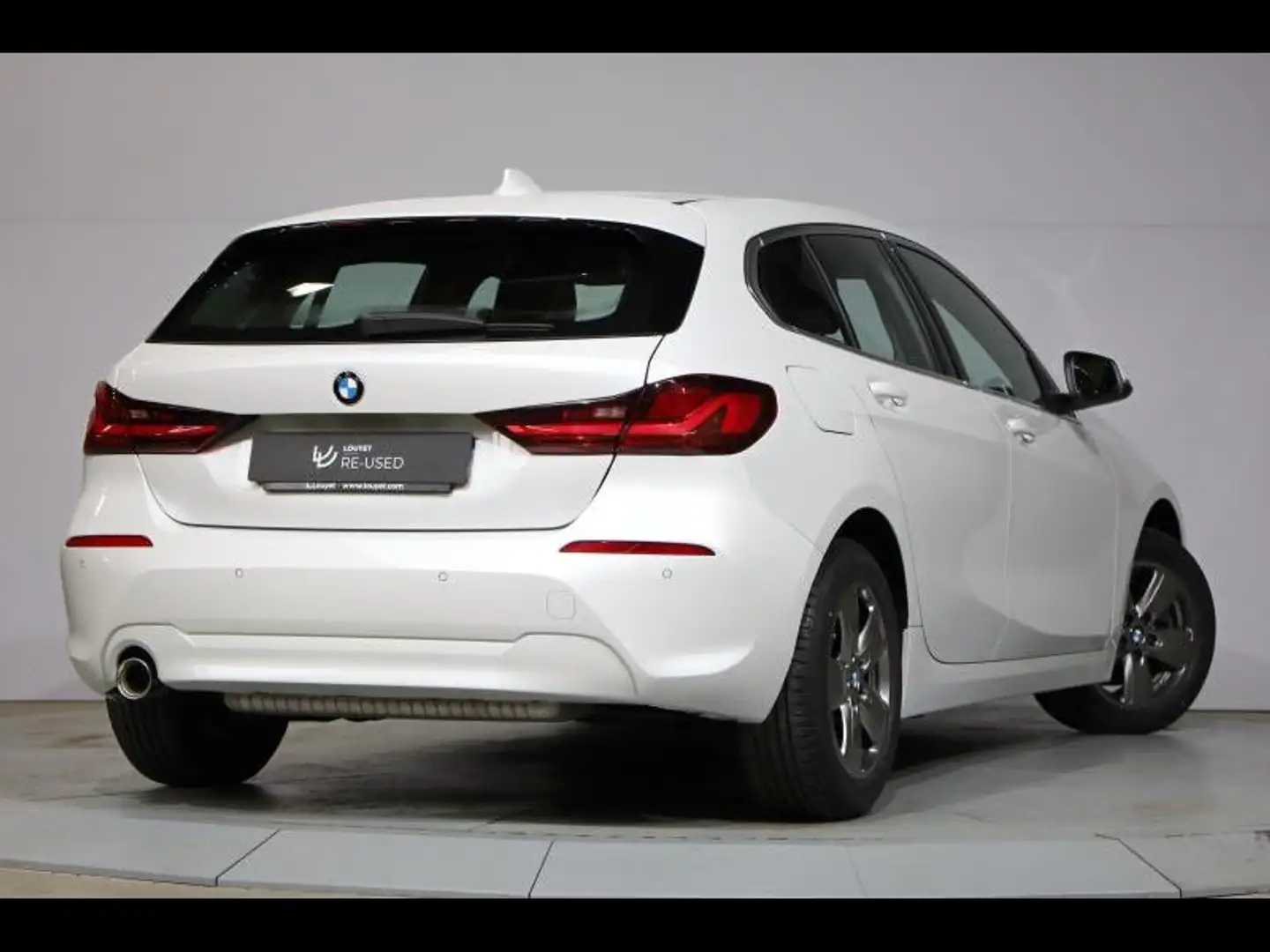 BMW 116 i Hatch Blanc - 2