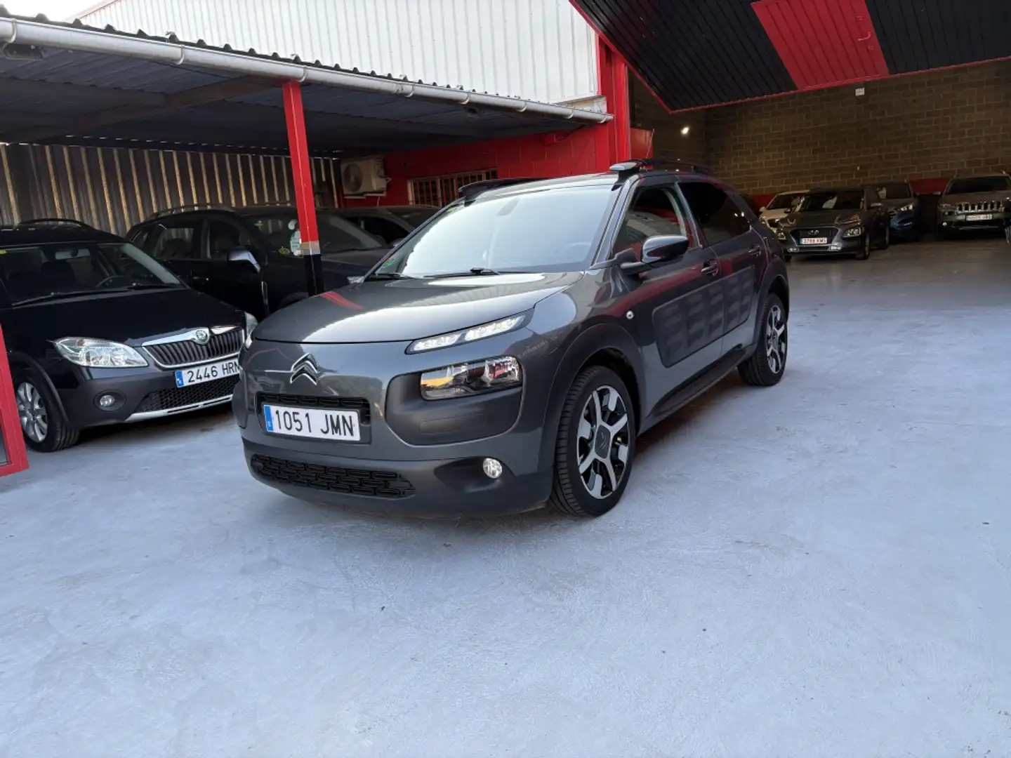Citroen C4 Cactus 1.6 BlueHDi S&S Shine Edition 100 Gris - 2