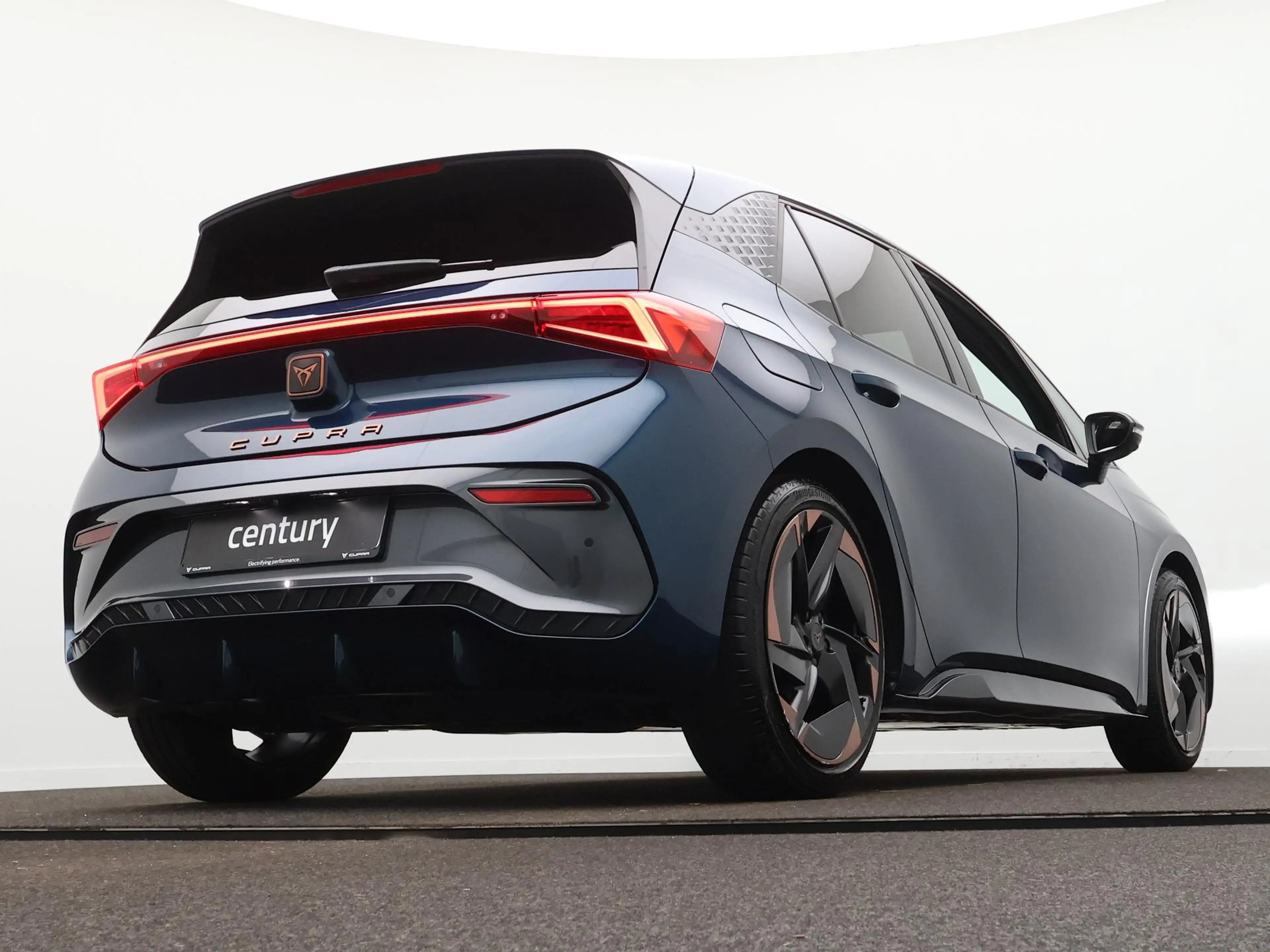 CUPRA Born Adrenaline One 62 kWh Apple Carplay/Android Auto - — photo 11