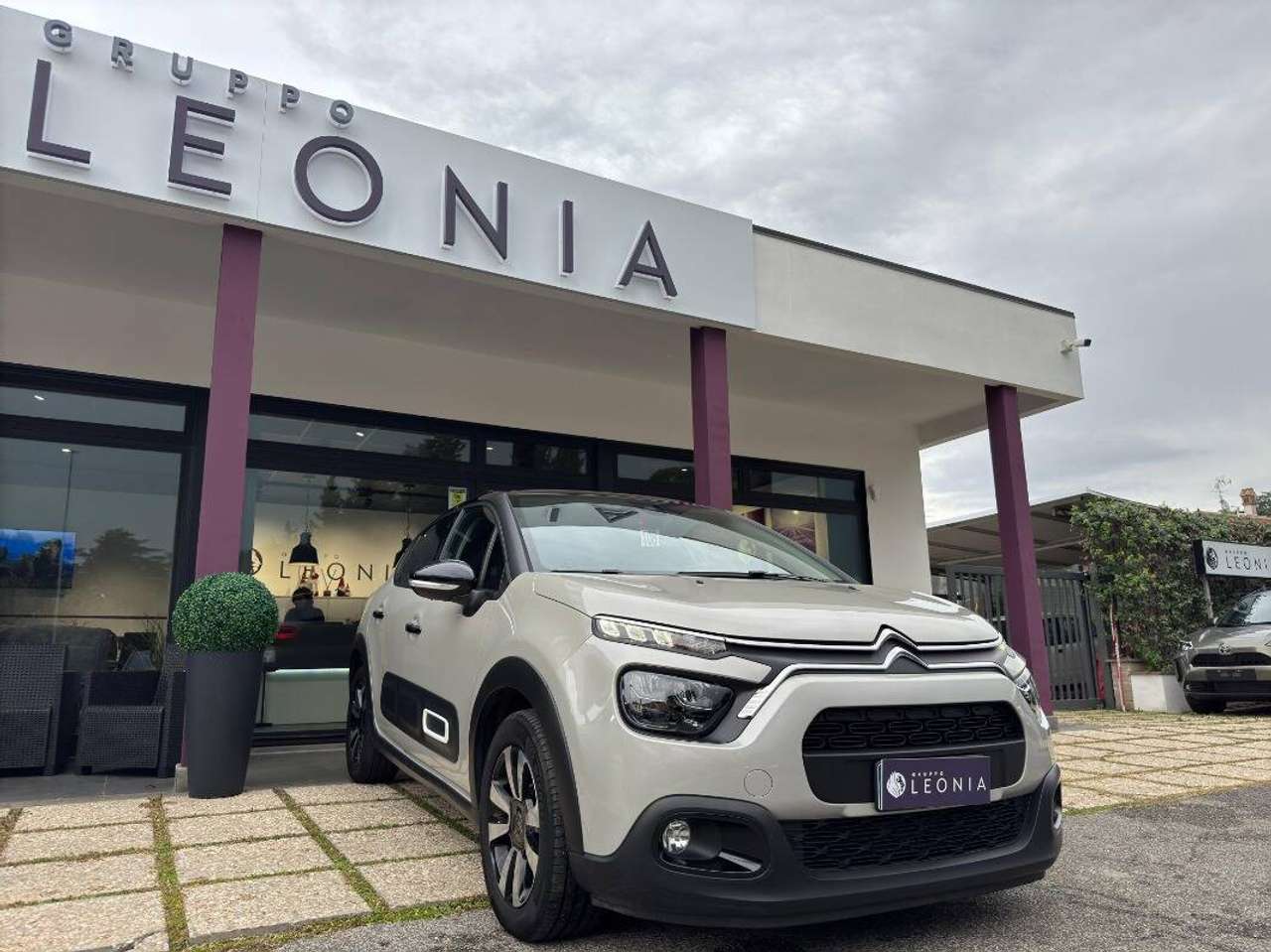 Citroen C3 1.2 puretech Shine s&s 83cv