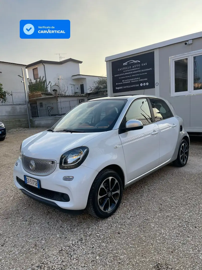 smart forFour Forfour II 2015 1.0 Passion 71cv Белый - 2