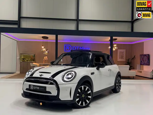 MINI Cooper SE 33 kWh Navi Pano Leder Harman/Kardon Clima Carplay