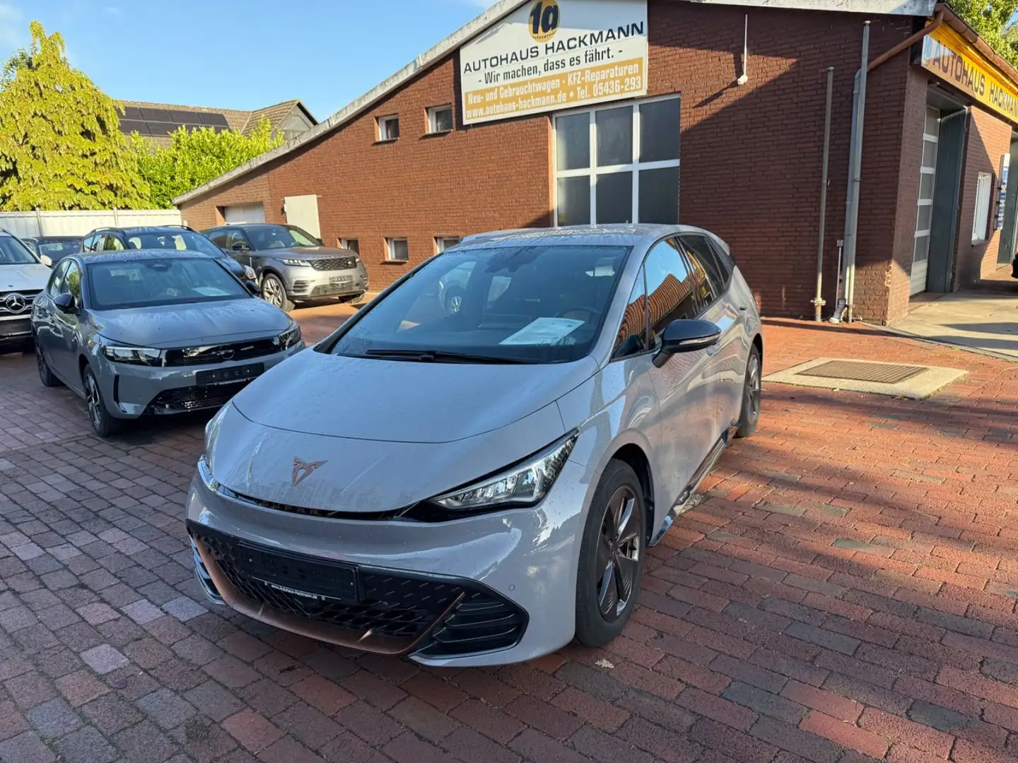 CUPRA Born 150 kW Vapor Grey Gris - 1