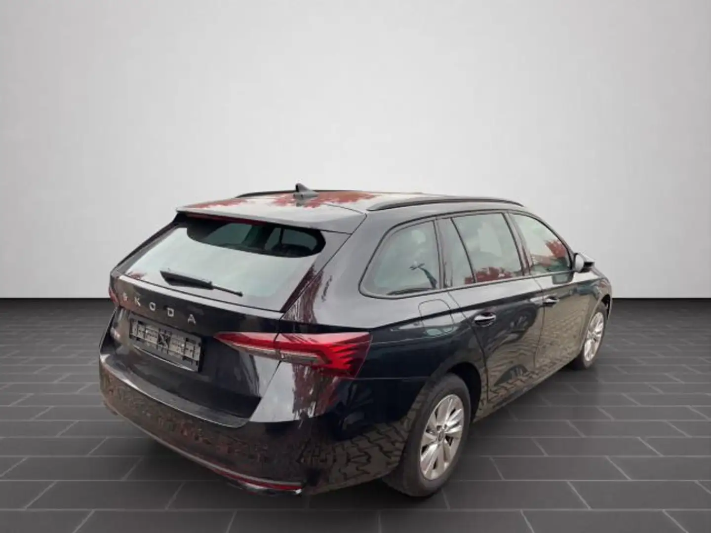 Skoda Octavia Combi 1,5 TSI DSG NAVI/LED/RFK/Sitzheizu Schwarz - 2