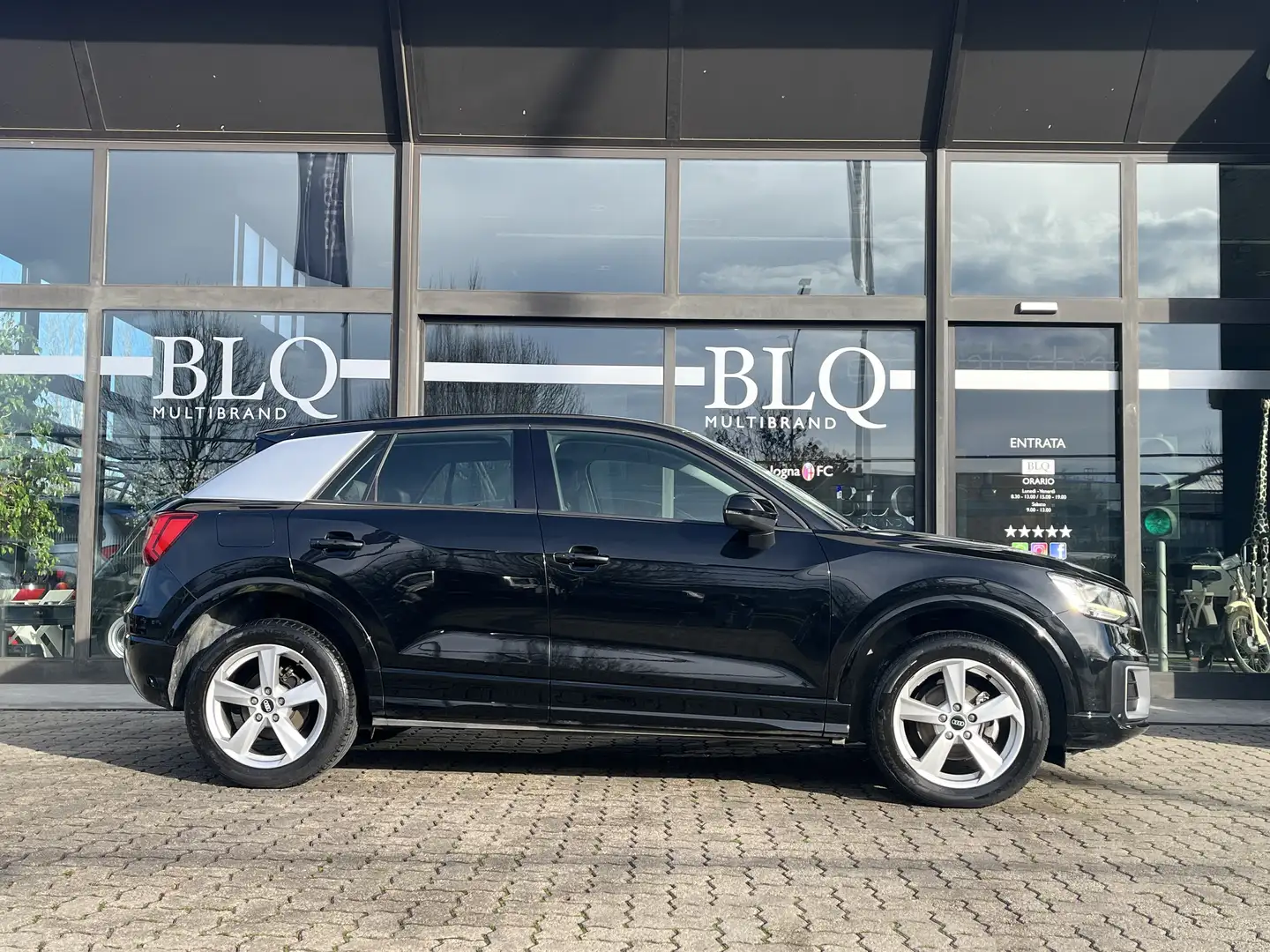 Audi Q2 30 1.6 tdi Admired s-tronic Nero - 1