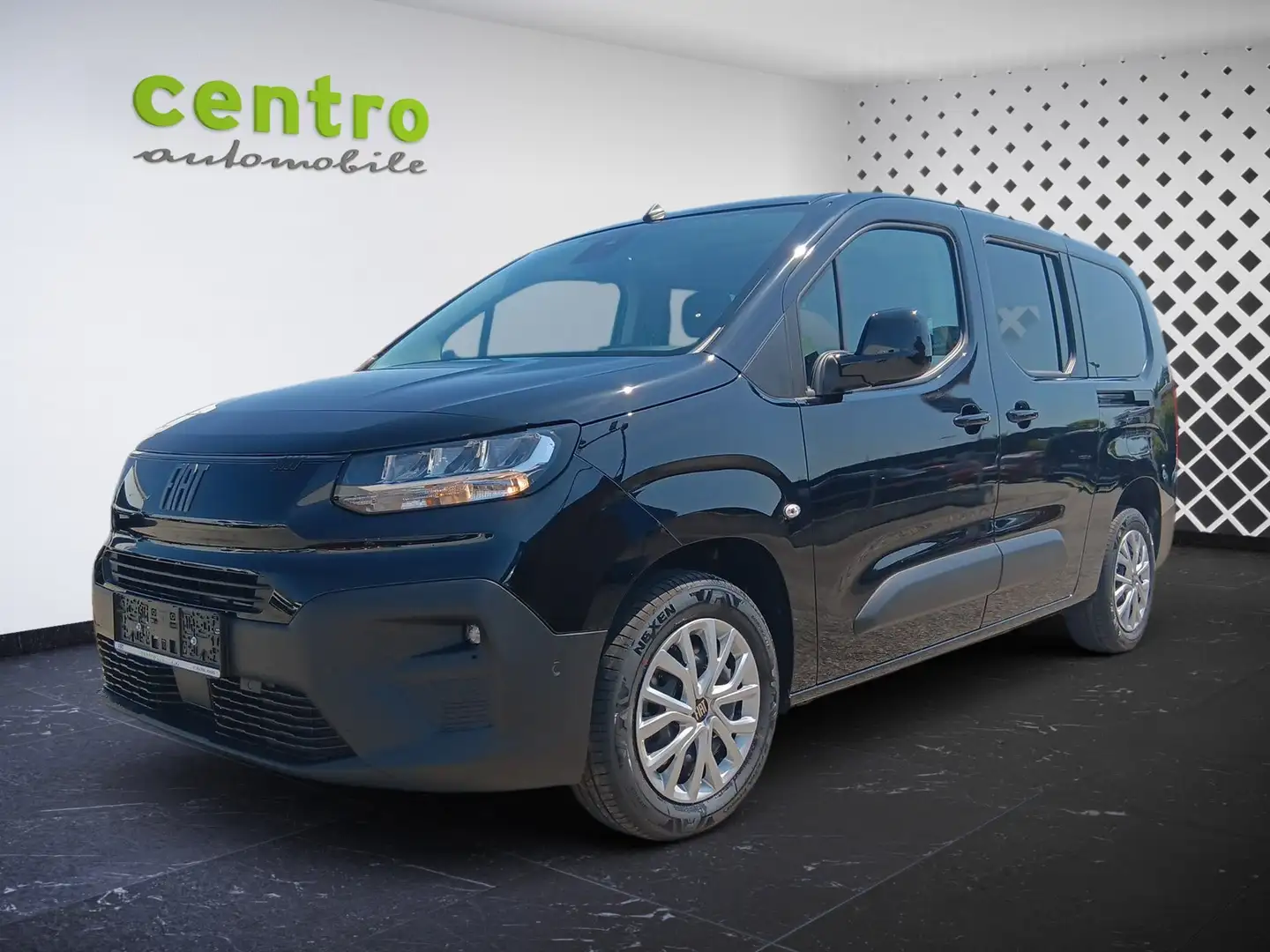 Fiat Doblo XL BlueHDi 130 MT + Komfort Paket Schwarz - 2