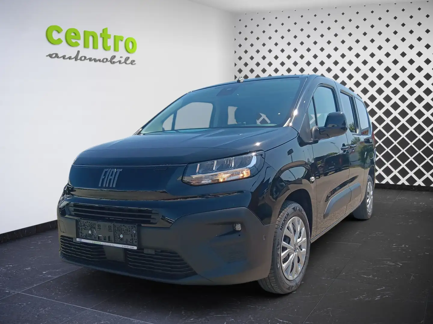 Fiat Doblo XL BlueHDi 130 MT + Komfort Paket Schwarz - 1