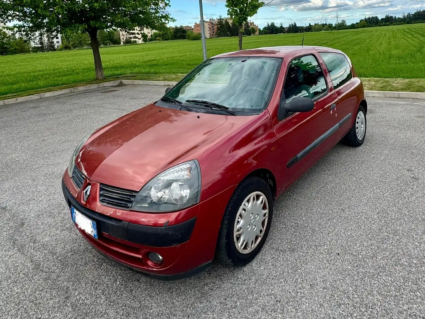 Renault Clio Clio II 2004 3p 1.2 16v Luxe Dynamique Rosso - 2