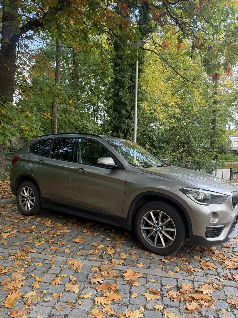 BMW X1 xDrive18d Aut. Sport Line - 1