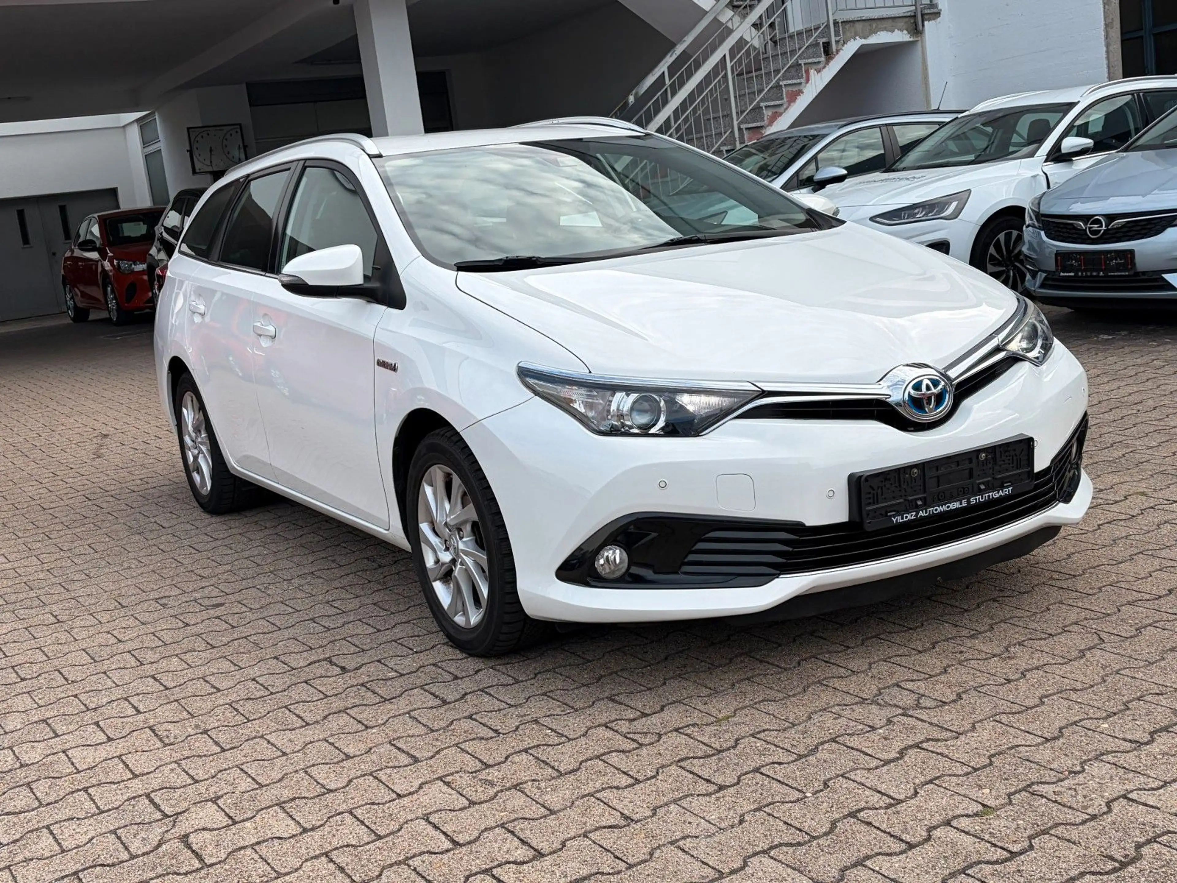 Toyota Auris Hybrid Comfort*KAMERA* — photo 3