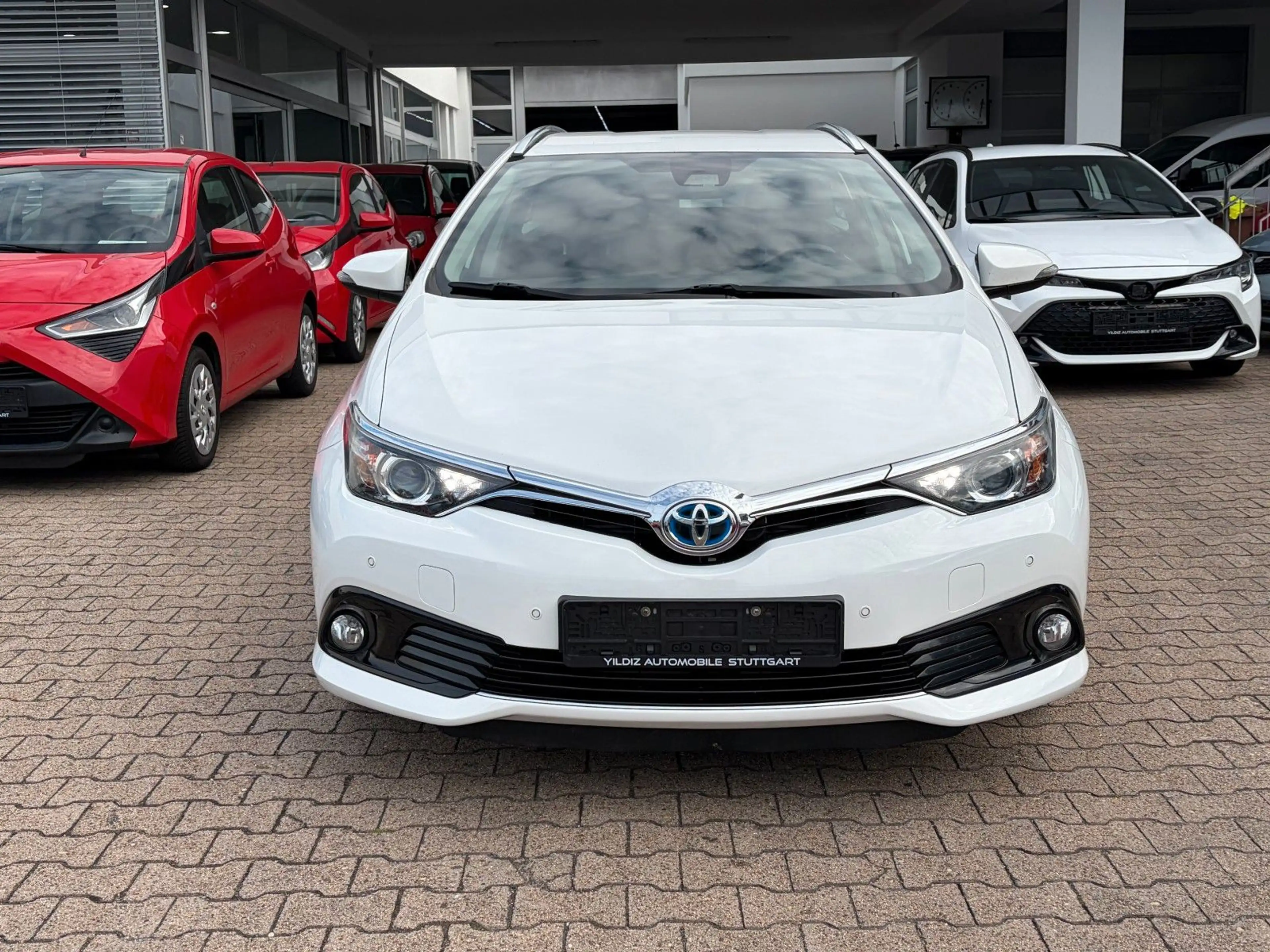 Toyota Auris Hybrid Comfort*KAMERA* — photo 2
