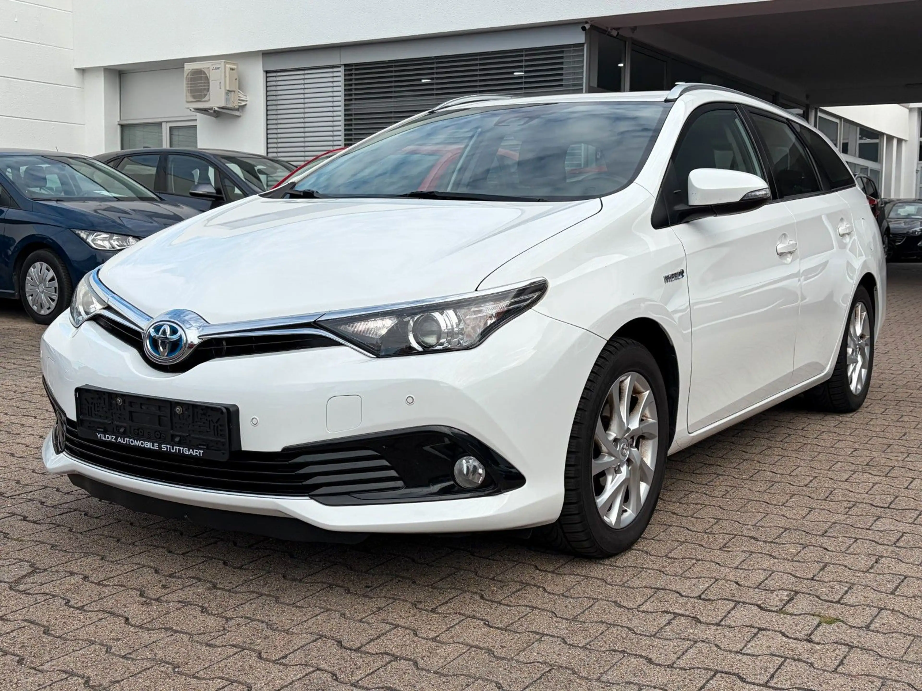 Toyota Auris Hybrid Comfort*KAMERA*