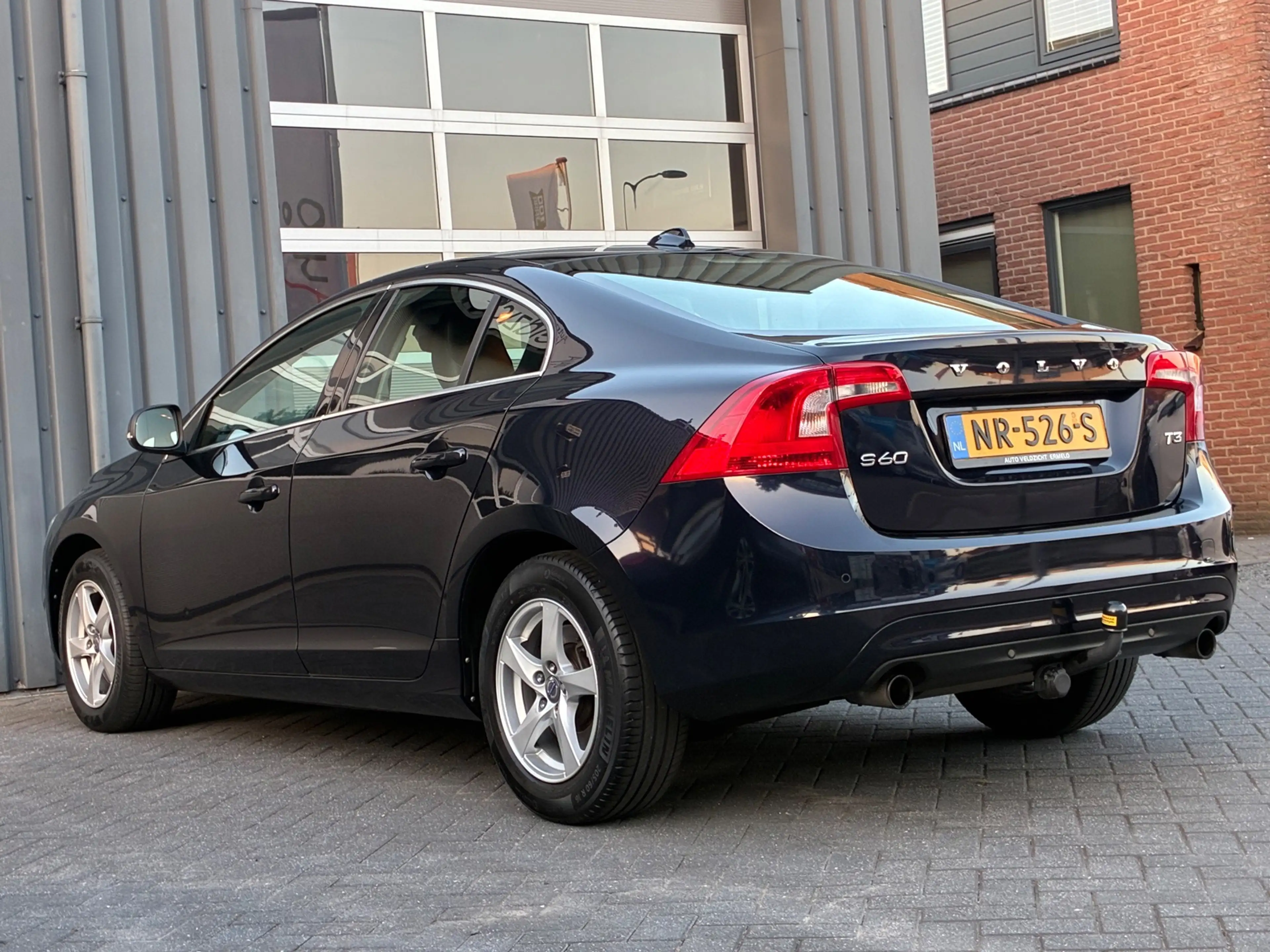 Volvo S60 1.5 T3 Momentum Automaat Leder Navigatie Trekhaak — photo 3
