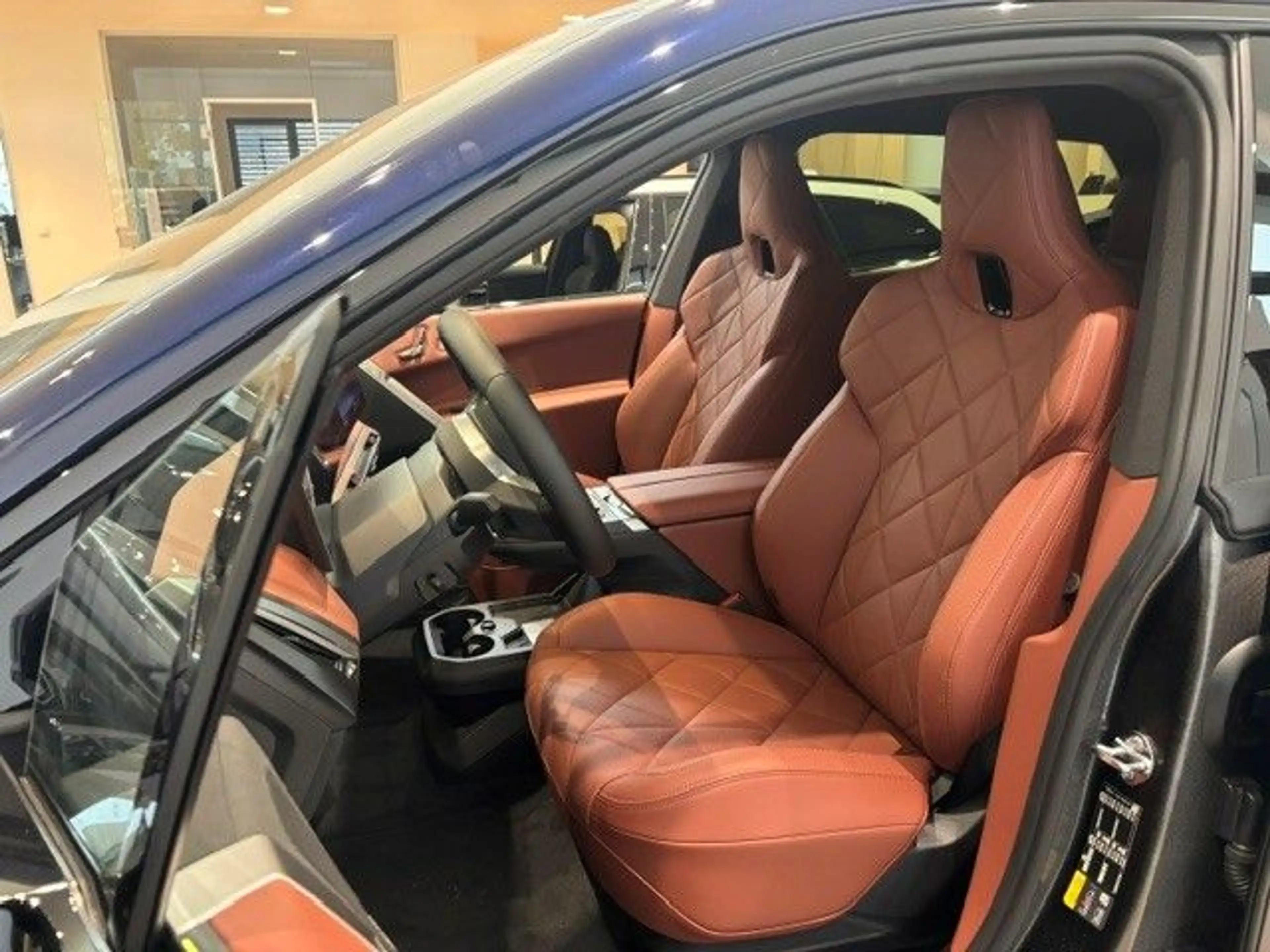 BMW iX xDrive60 *TOP AUSSTATTUNG* — photo 10