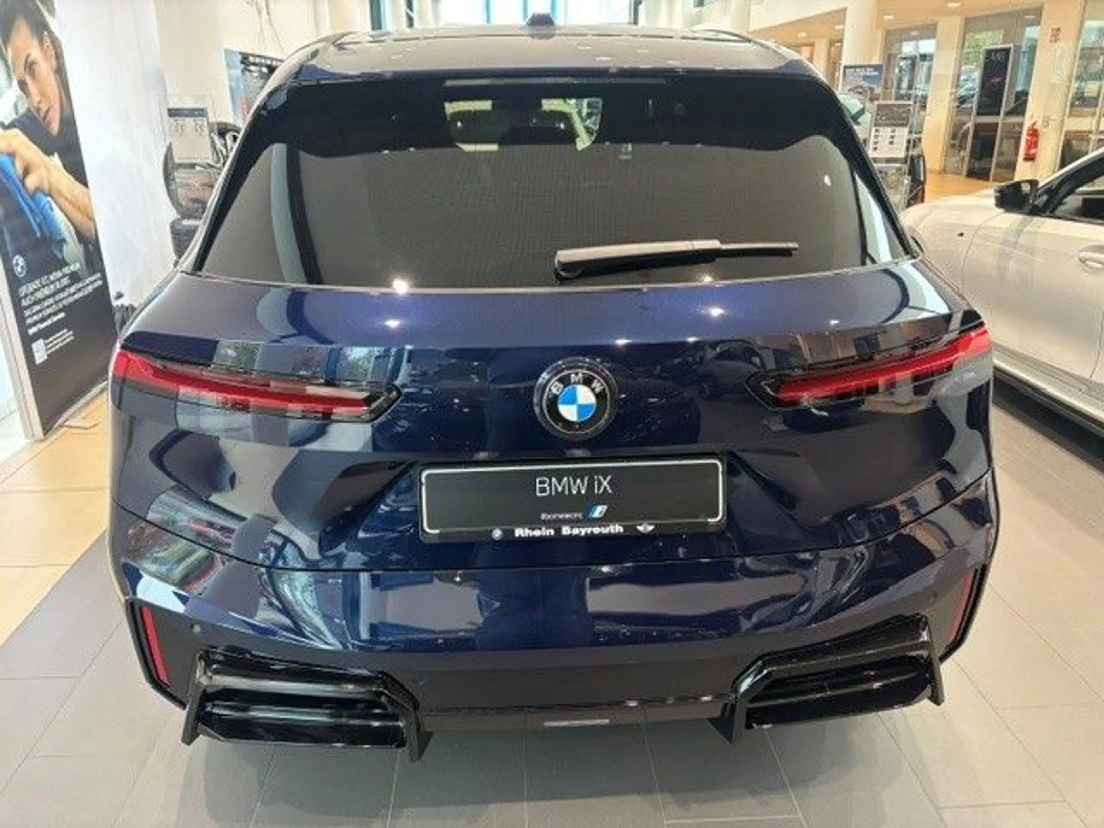 BMW iX xDrive60 *TOP AUSSTATTUNG* — photo 6