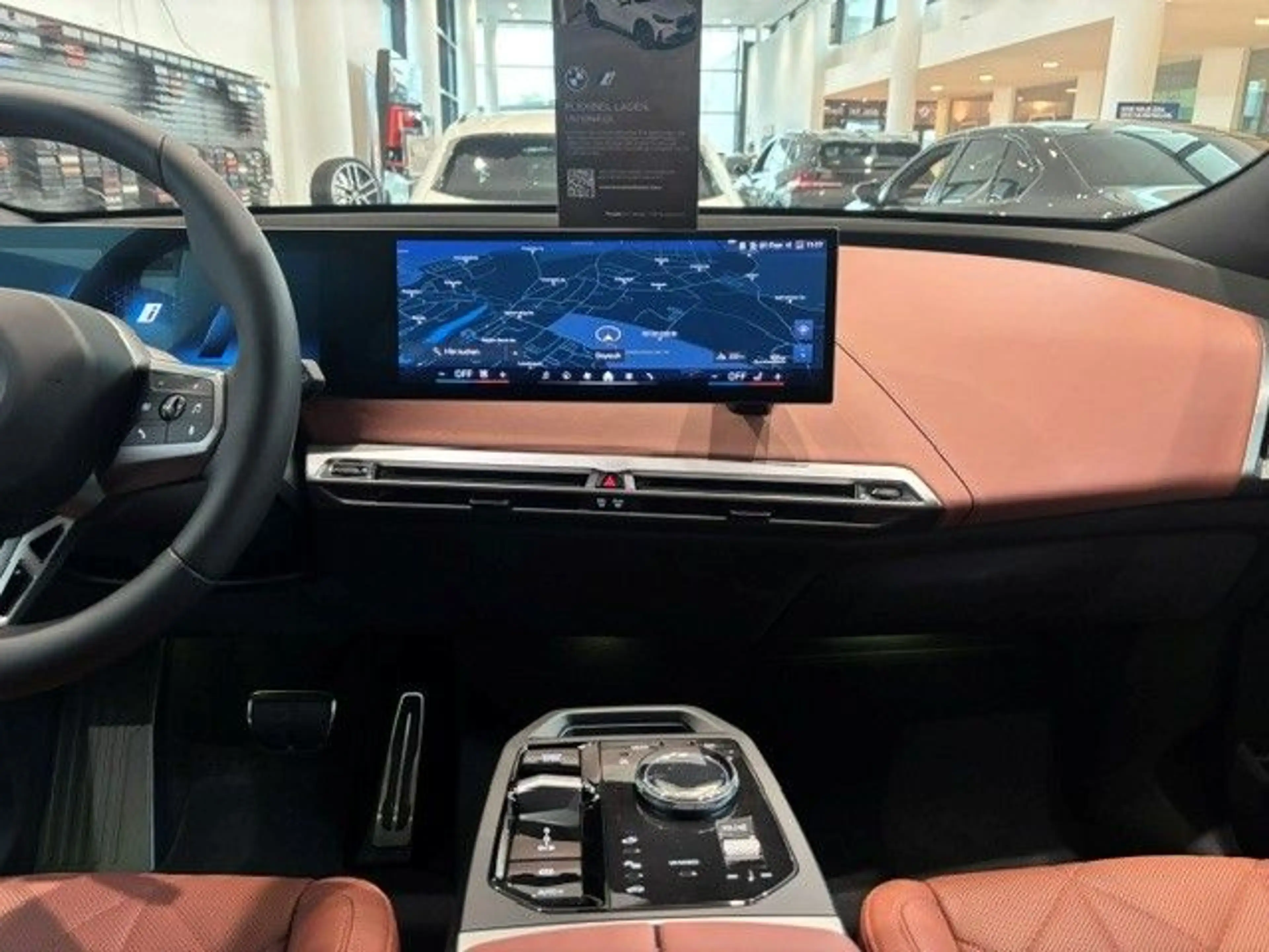 BMW iX xDrive60 *TOP AUSSTATTUNG* — photo 13