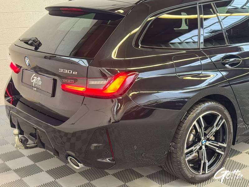 Photo du véhicule BMW 330