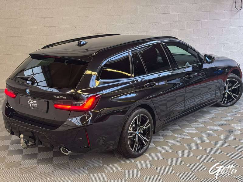 Photo du véhicule BMW 330