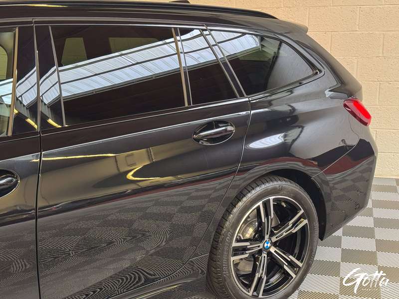 Photo du véhicule BMW 330